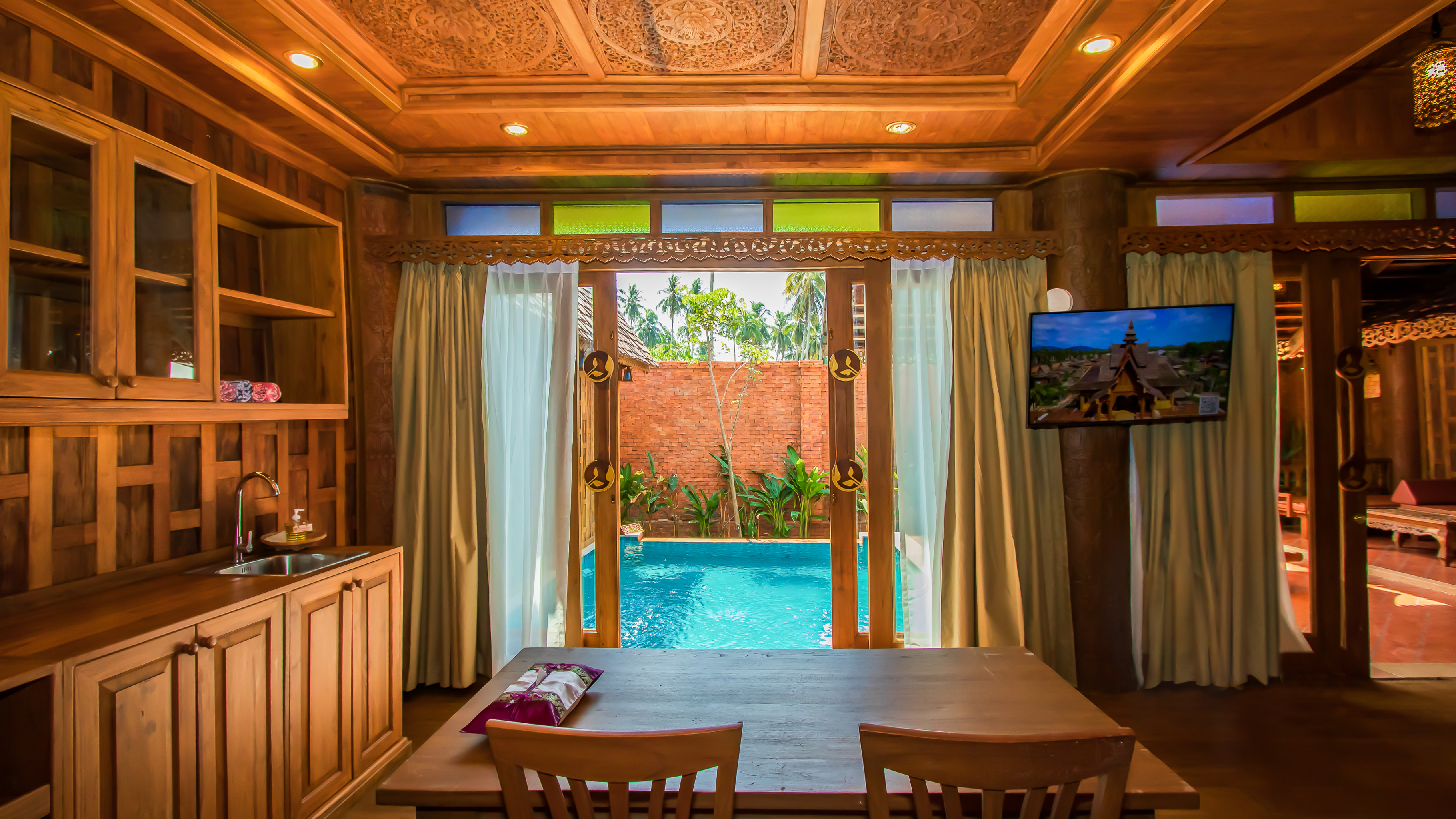 GARDEN POOL SUITE (9)