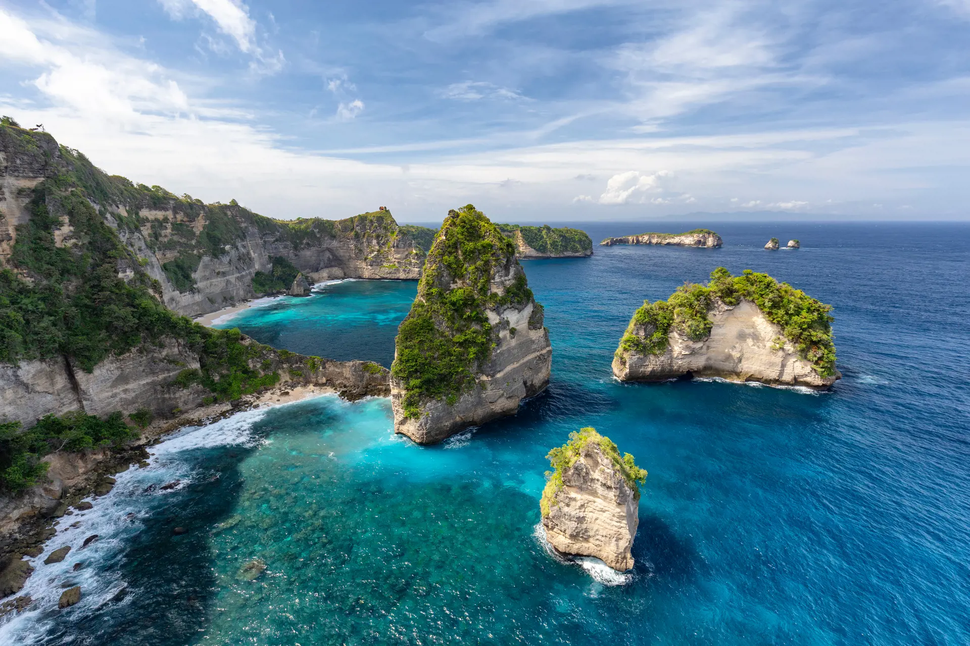 Small islands off of Nusa Penida known as Raja Lima or the five kings in Indonesia..jpg