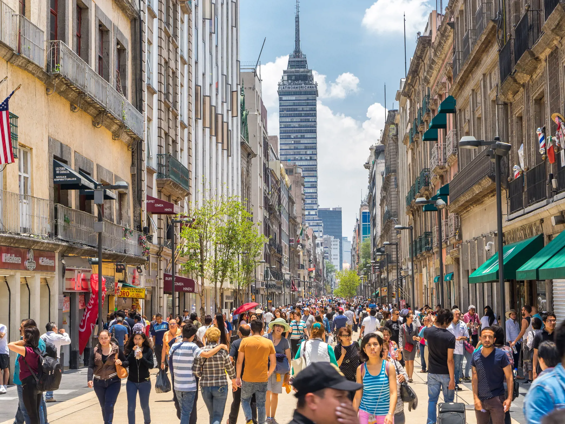 shutterstock_711774175 Mexico city, Mexico - Jul 7, 2016 Crowds in the city center.jpg