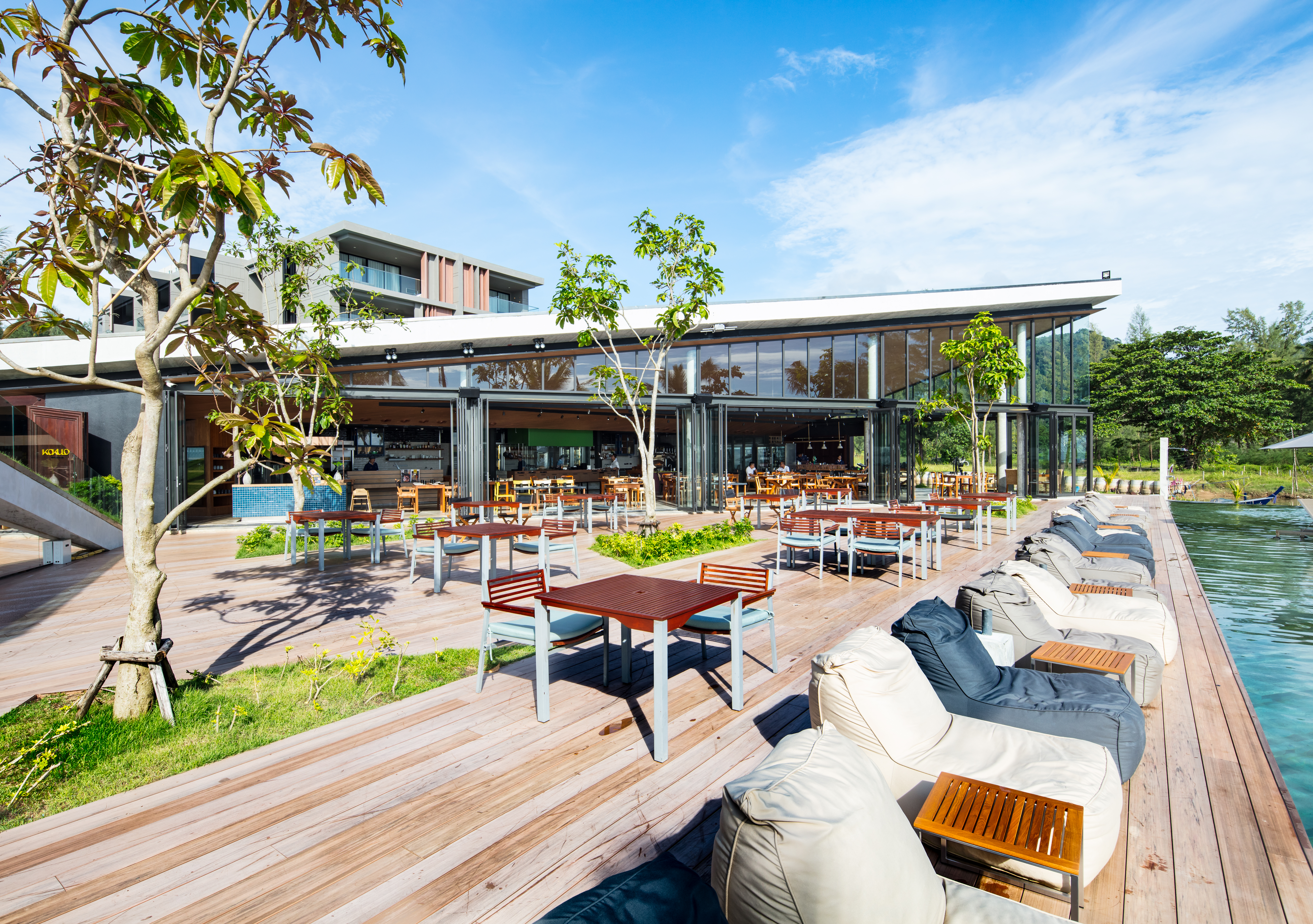 Hotel Outdoor 11.jpg