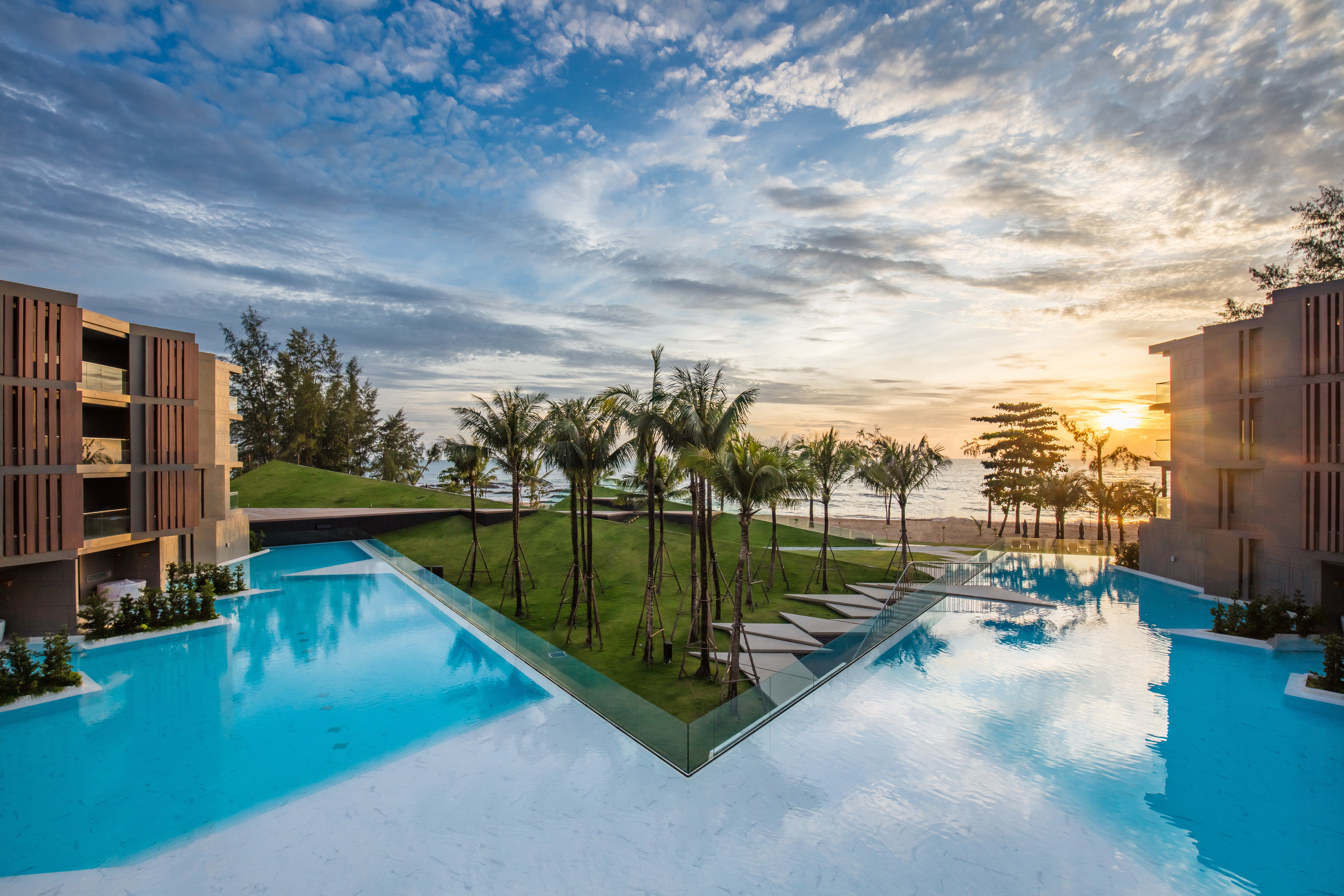 Main Picture.JPG (1)