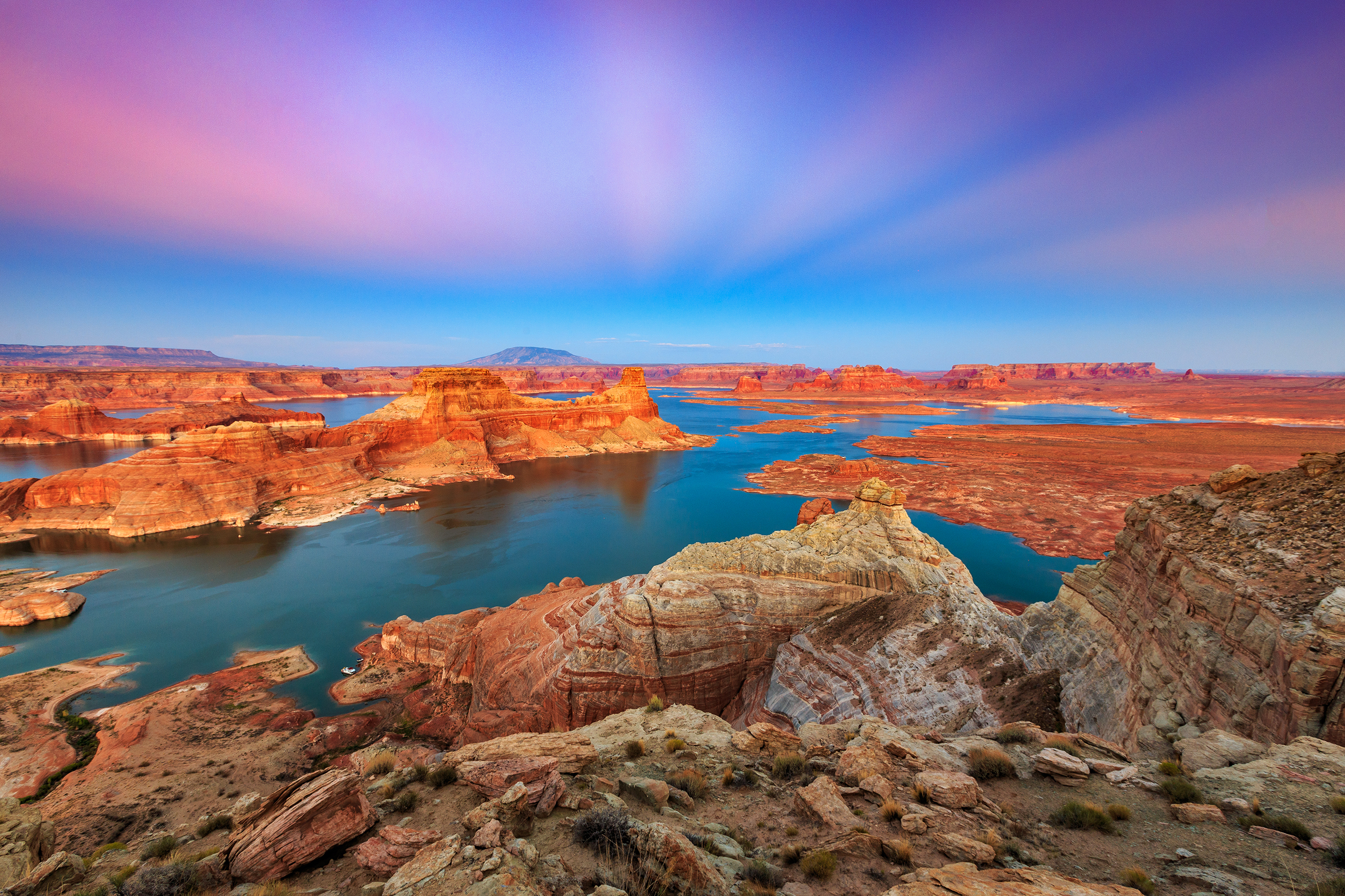 Lake Powell landskab - shutterstock_518189602.jpg
