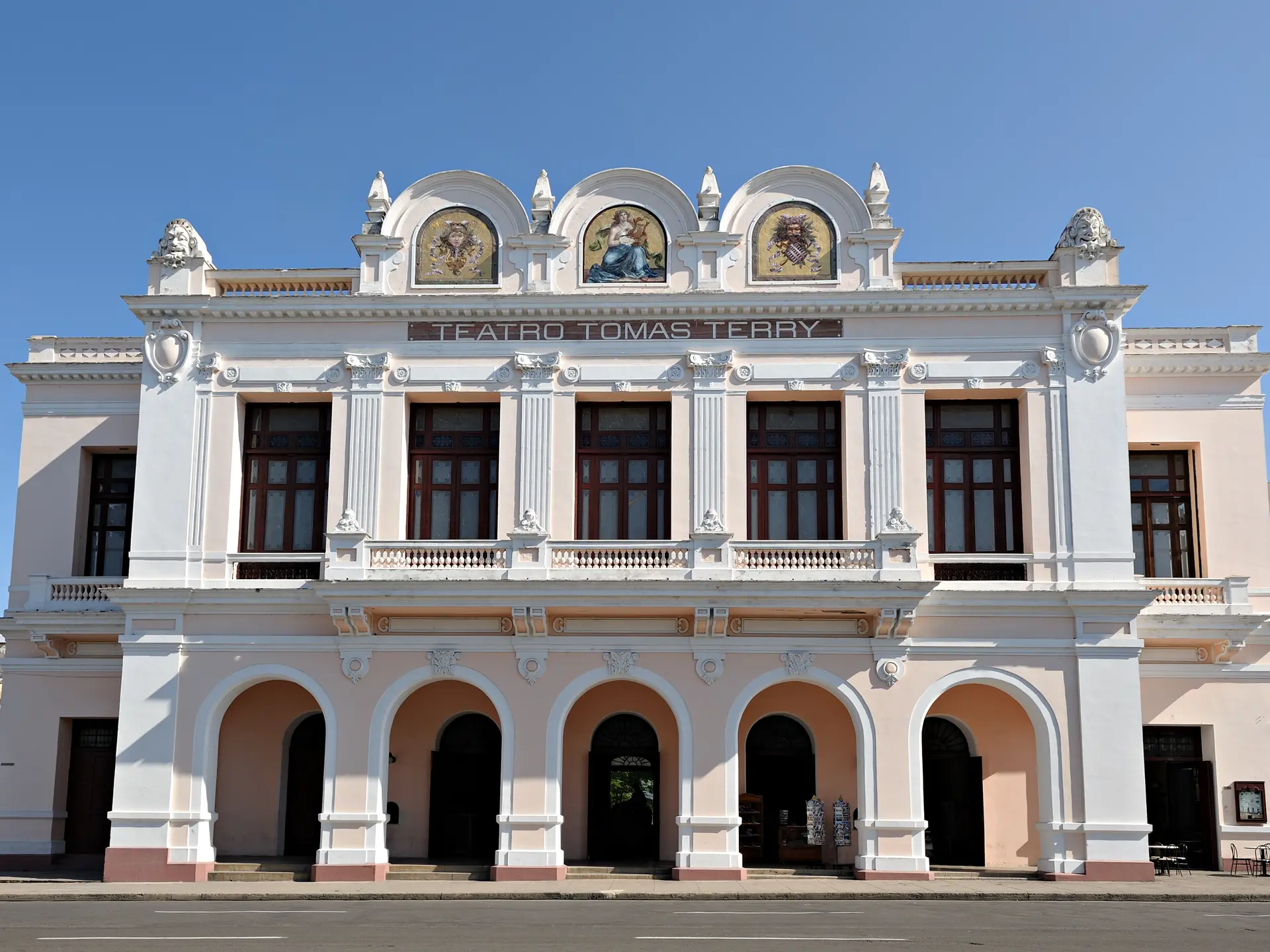 Tomas Terry Teater,Cienfuegos, Cuba.jpg