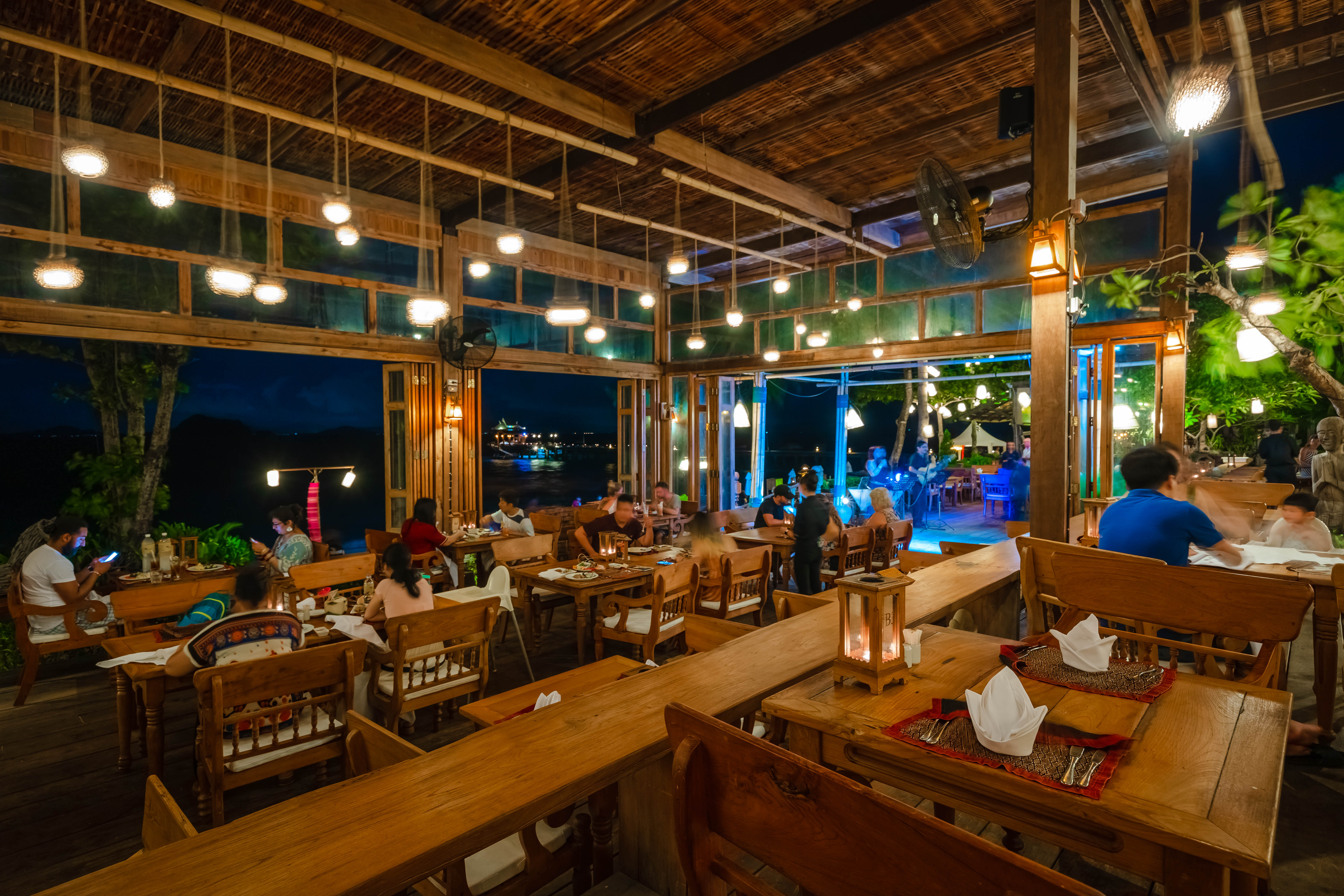 Chantara Restaurant - 02.jpg