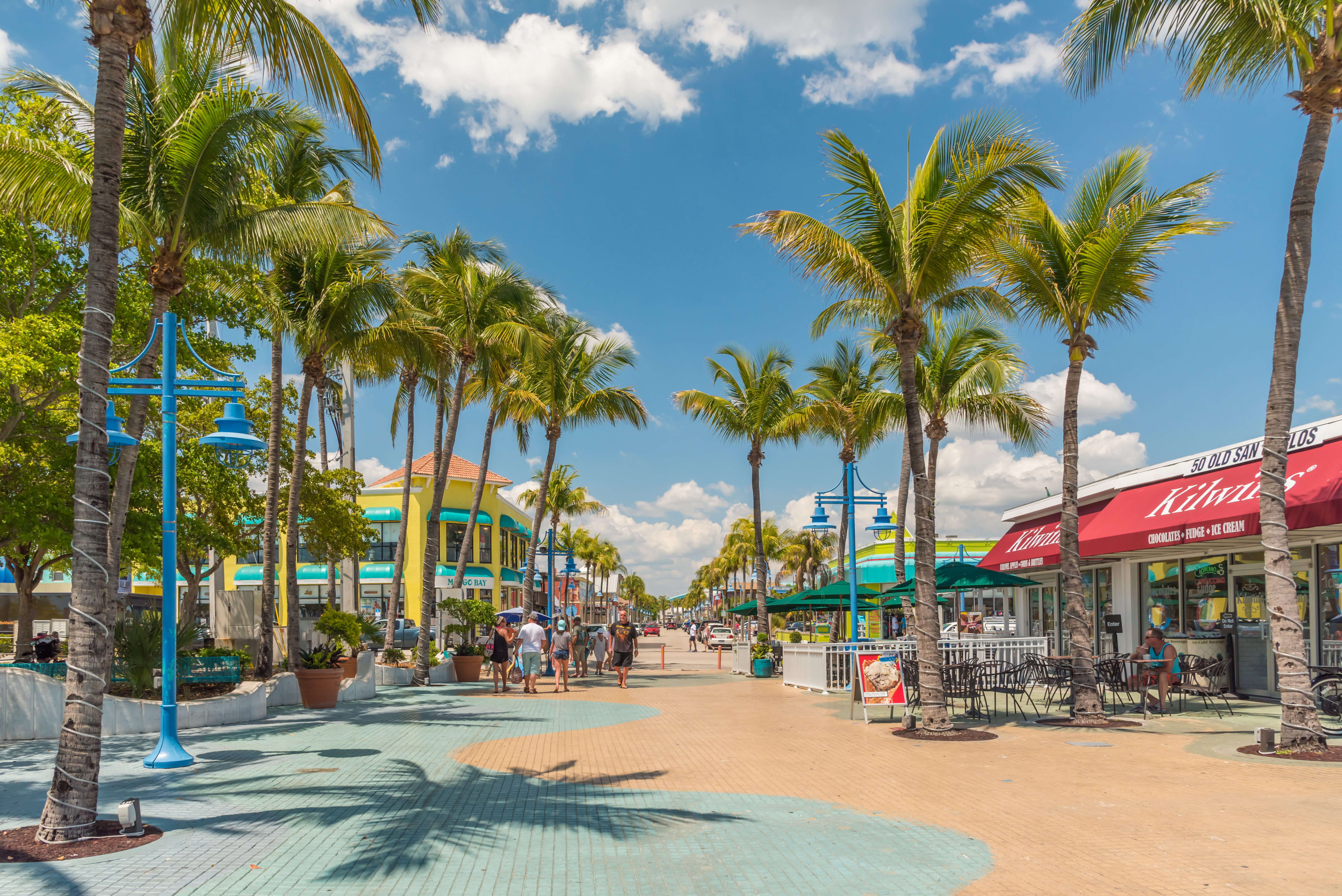 Fort myers beach times square.jpg (1)