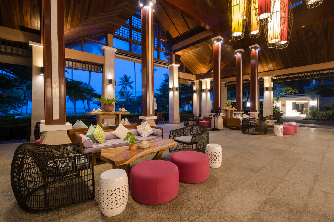 Lobby -01.jpg (1)