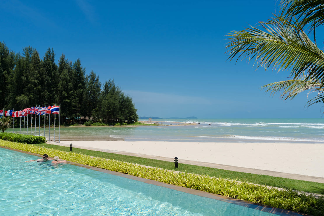 Beach - 06.jpg