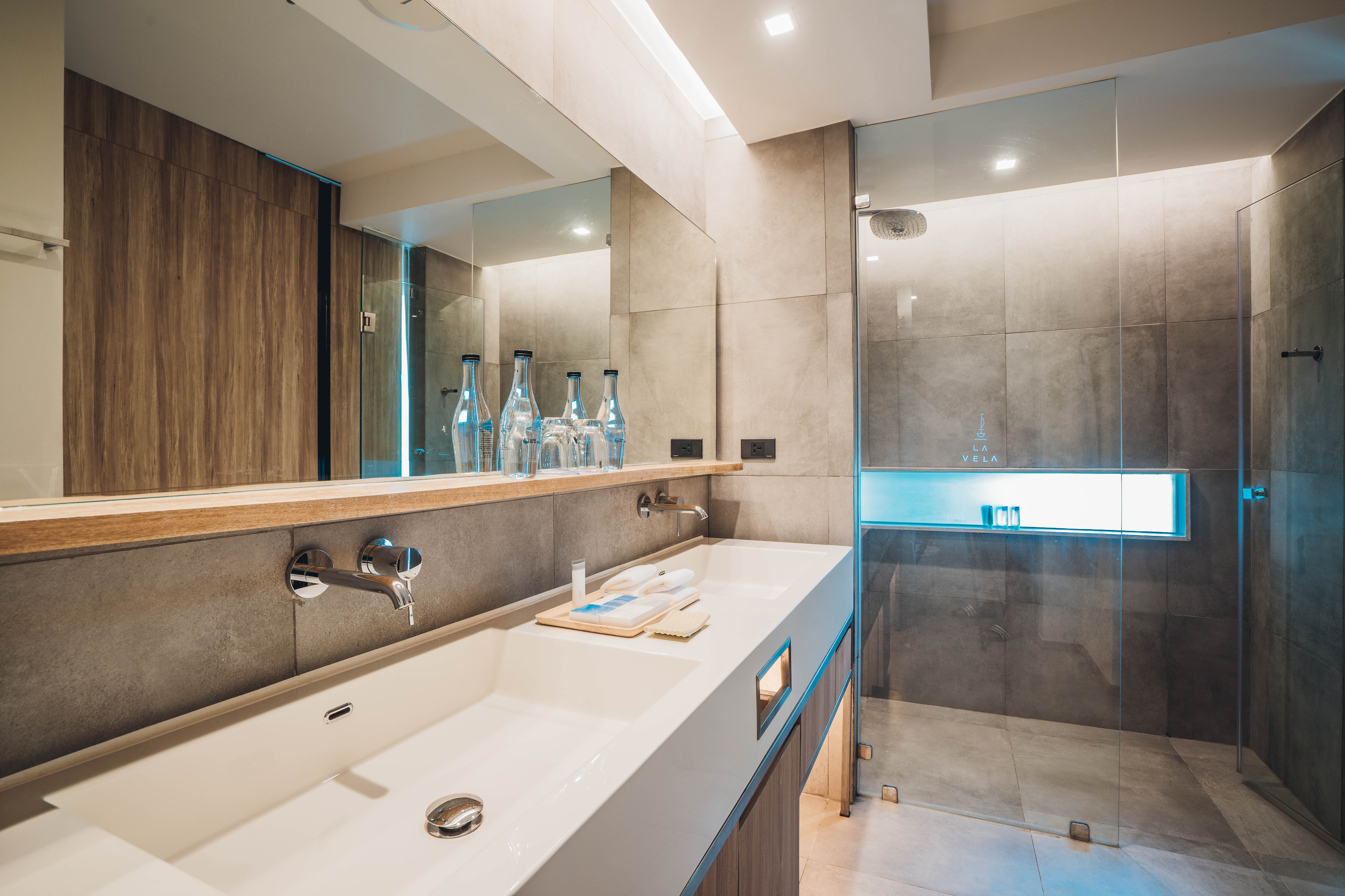 Deluxe Seaview - 06.jpg