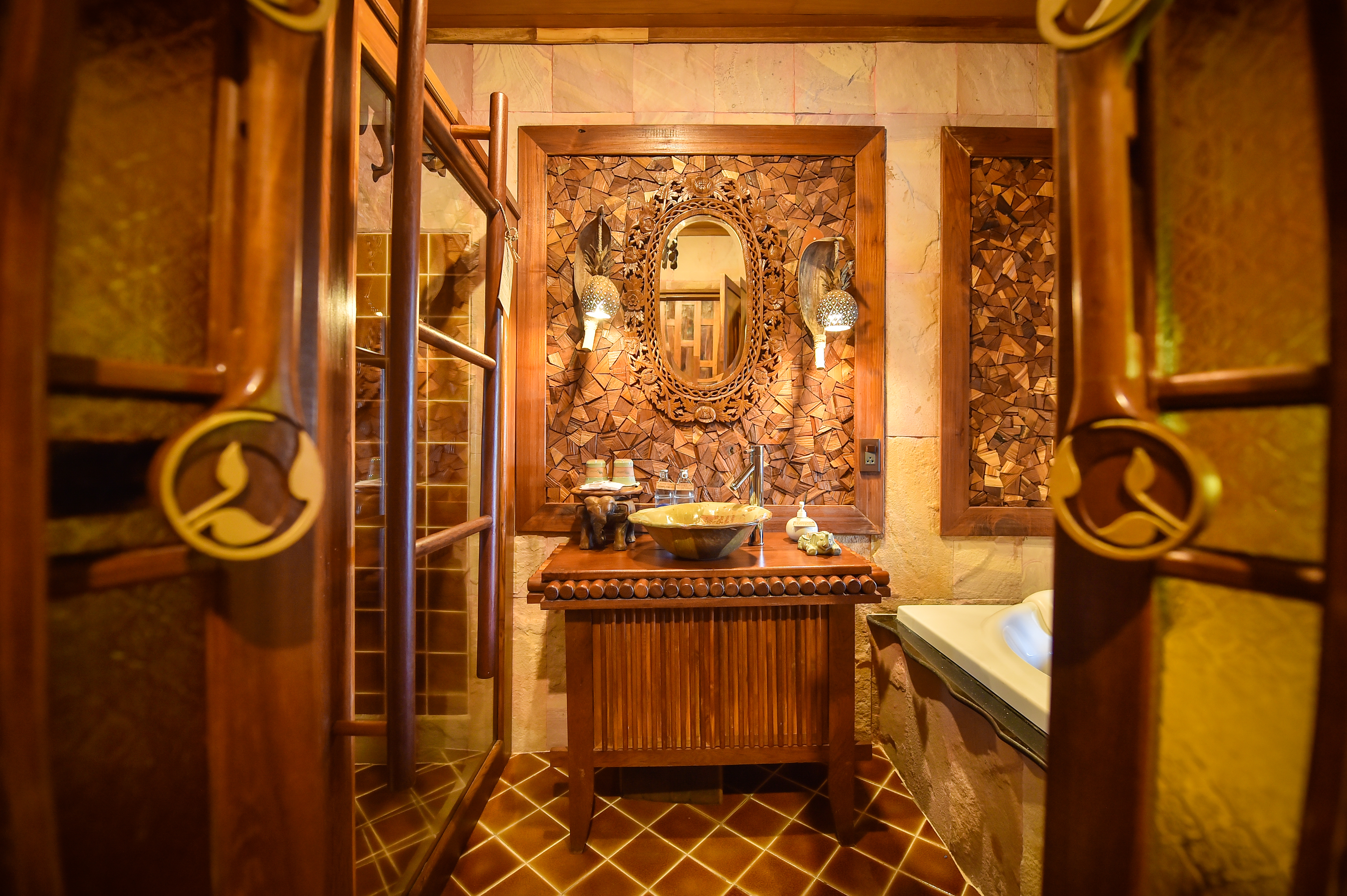 Supreme Deluxe Pool Access - 5.jpg