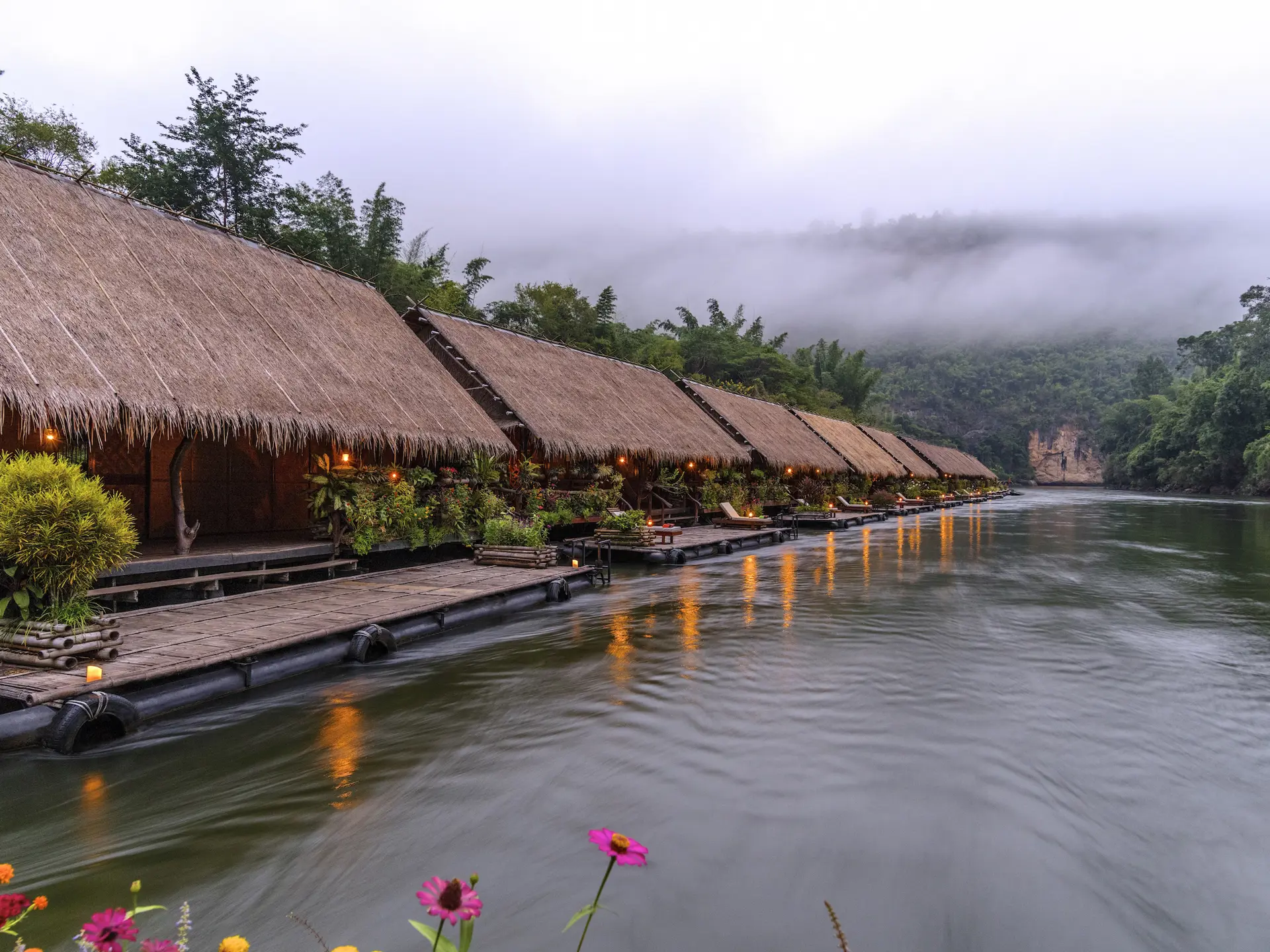 13riverkwaijungleraftshotel-kanchanaburi-thailand.jpg