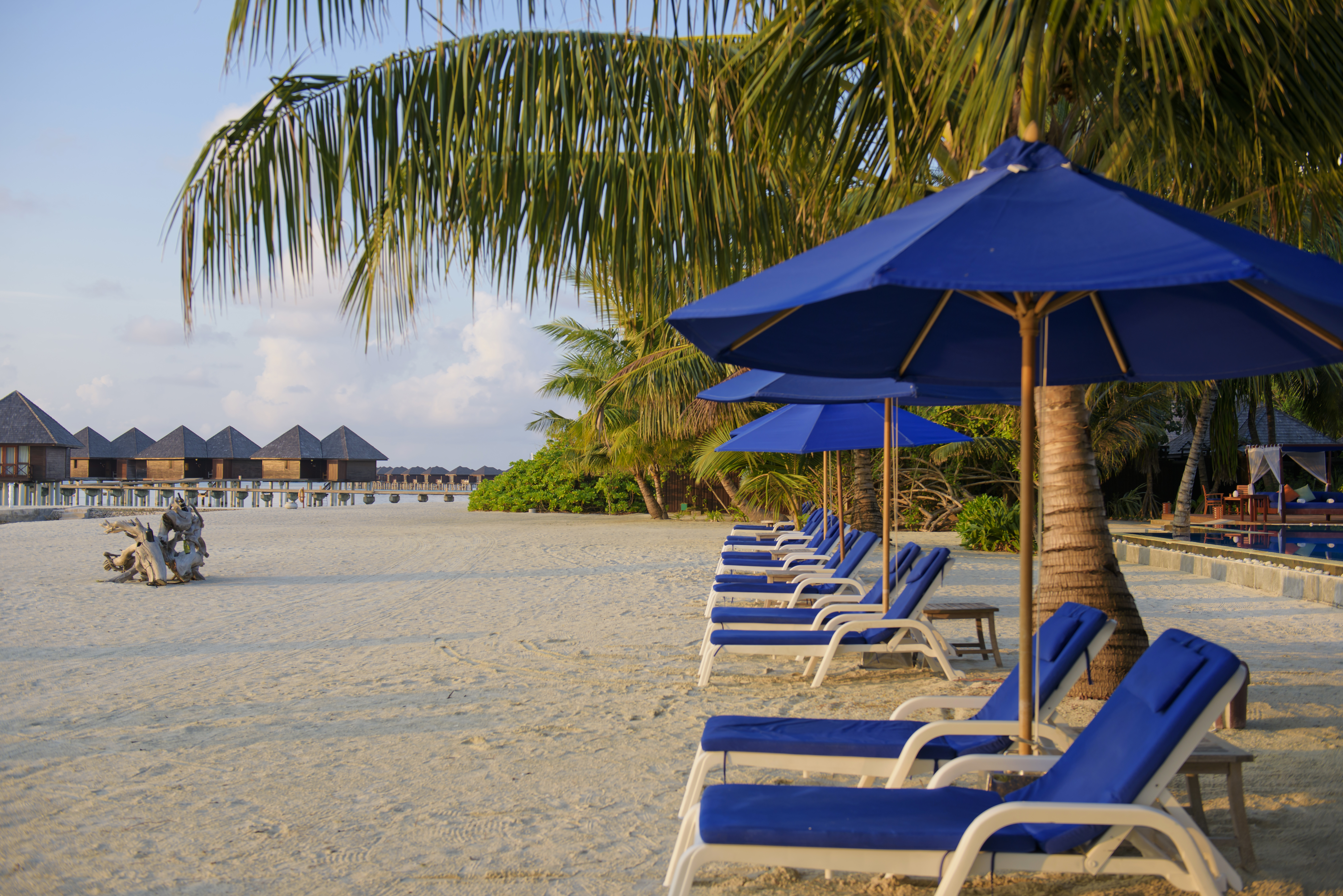 060416 Olhuveli 1176