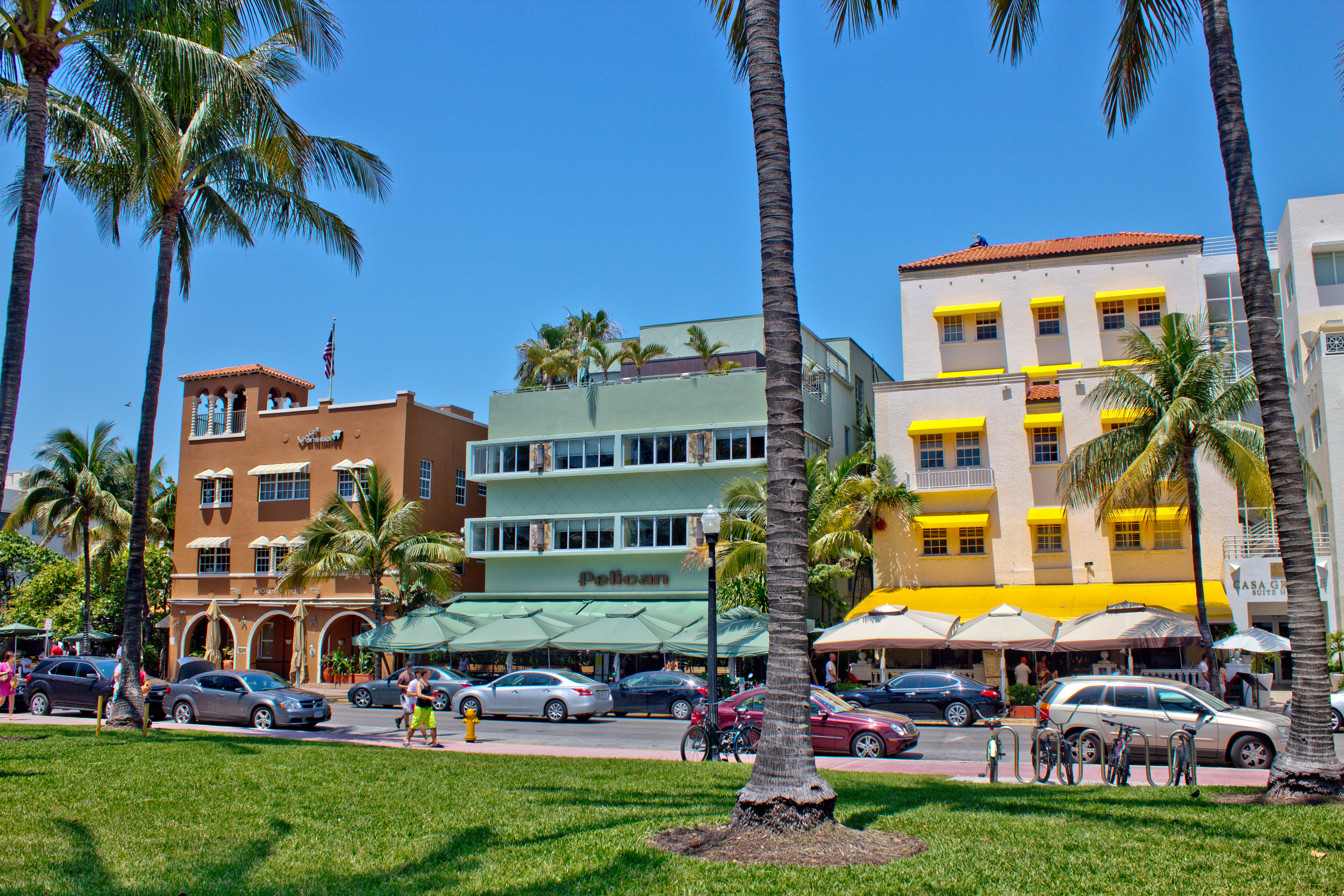 shutterstock_258044921 MIAMI - May 9, 2013 South Beach Miami with its iconic Art Deco architecture on May 9, 2013..jpg