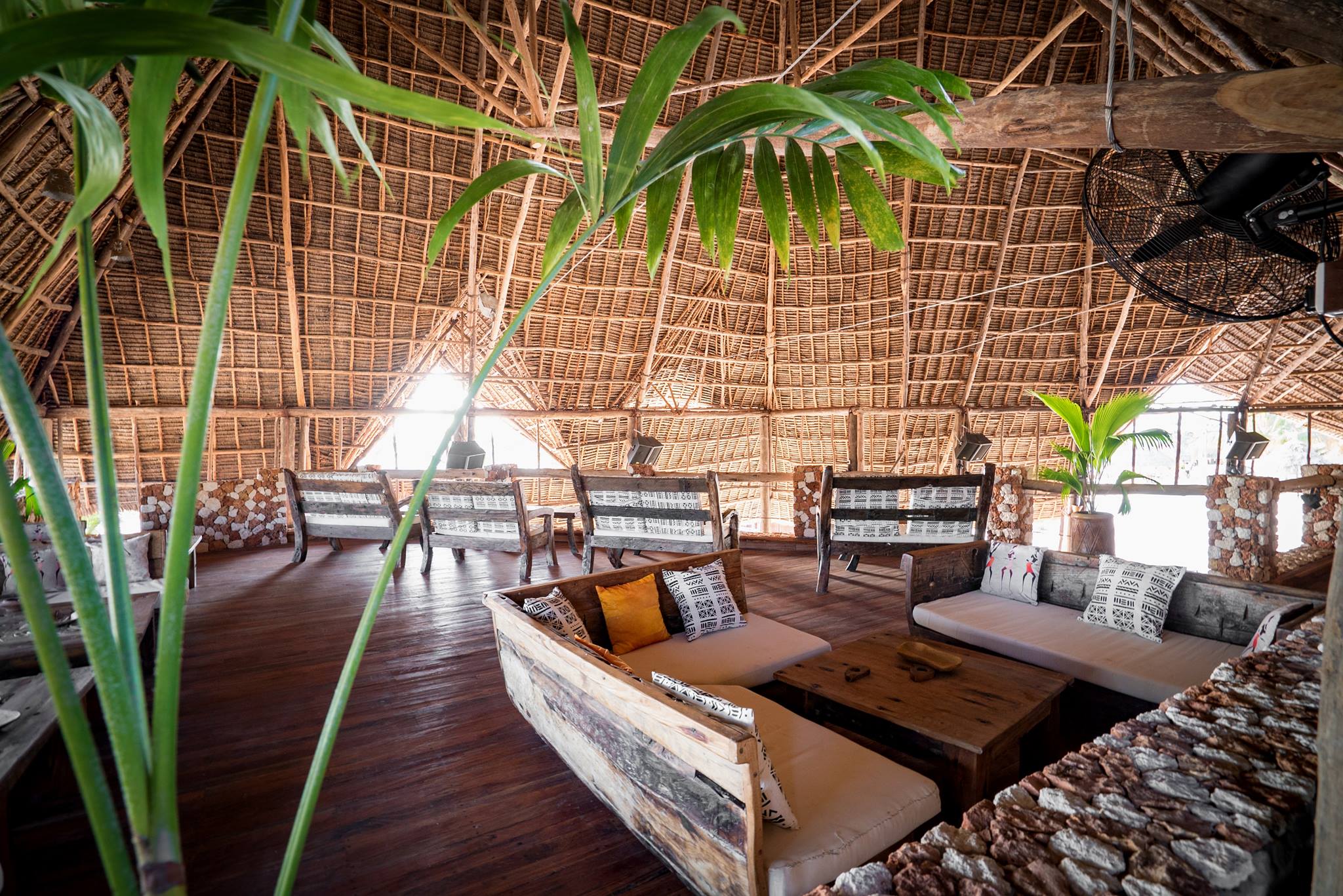 13568946 834960786603987 173186481537875011 O