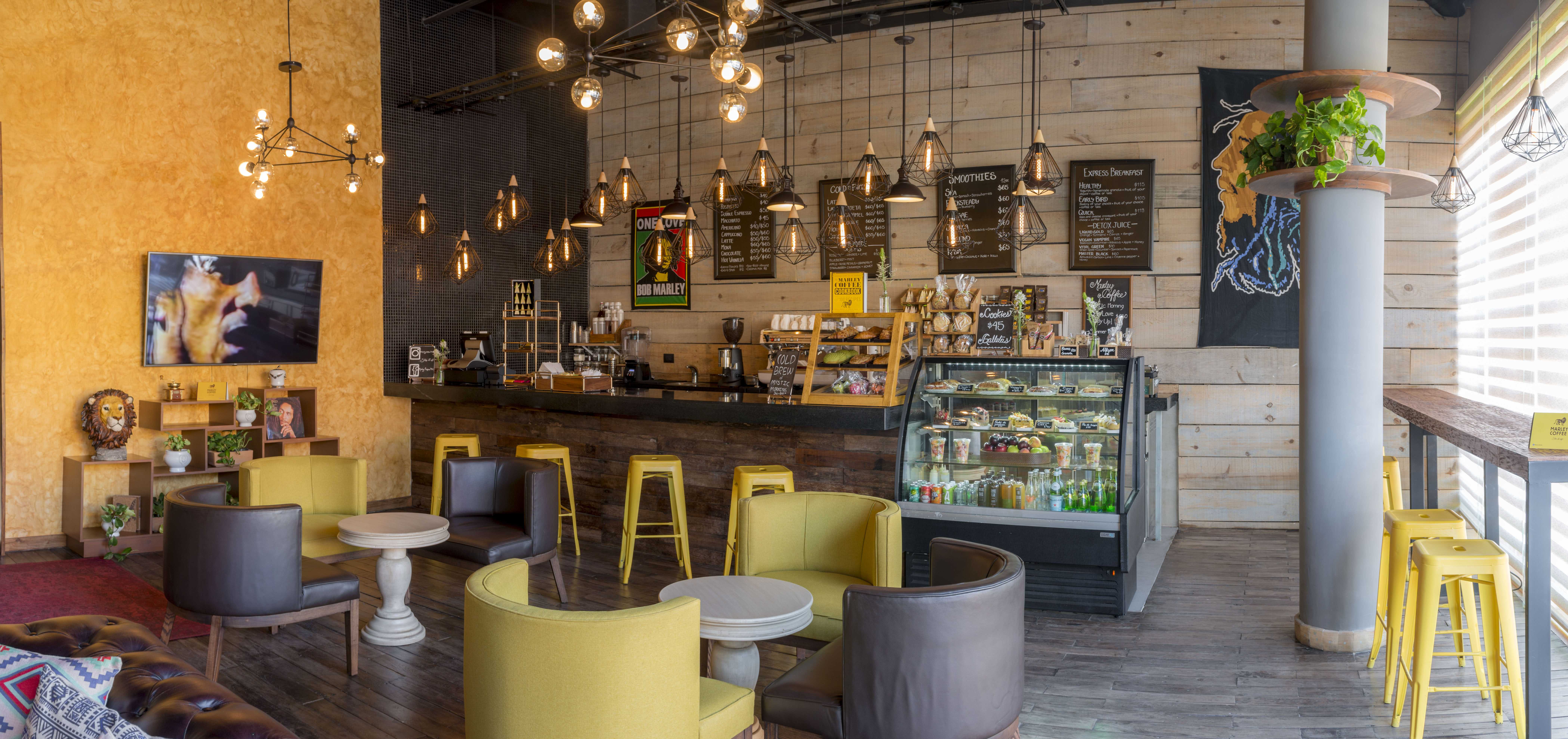 The Fives Downtown 0308281 Pano