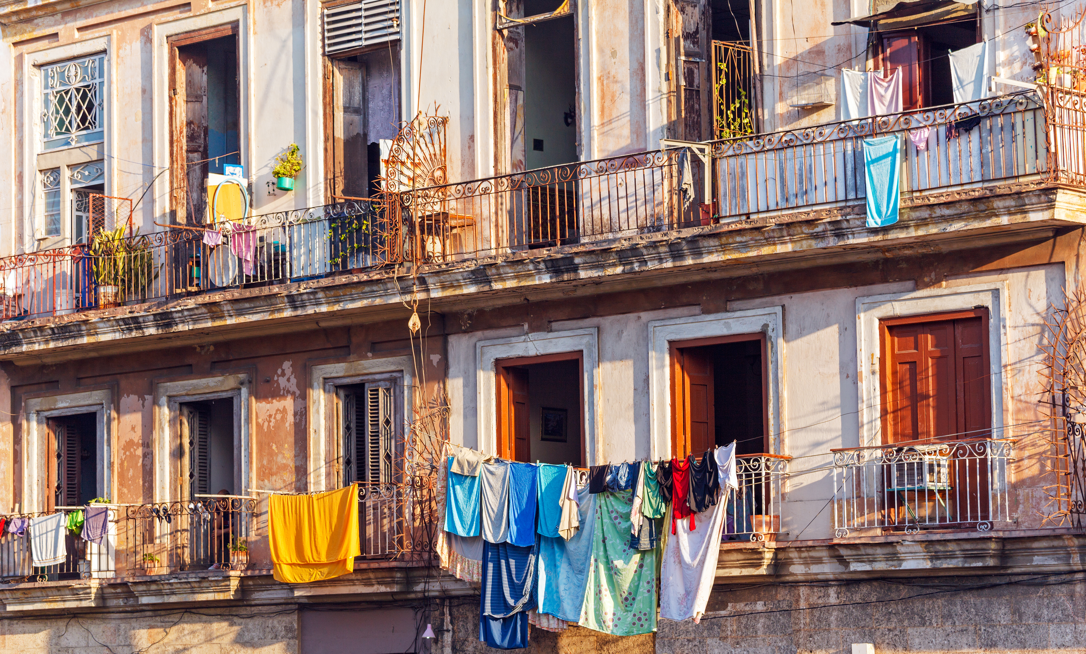 shutterstock_316014776 Fresh laundry on the balcony of old home, Havana, Cuba.jpg
