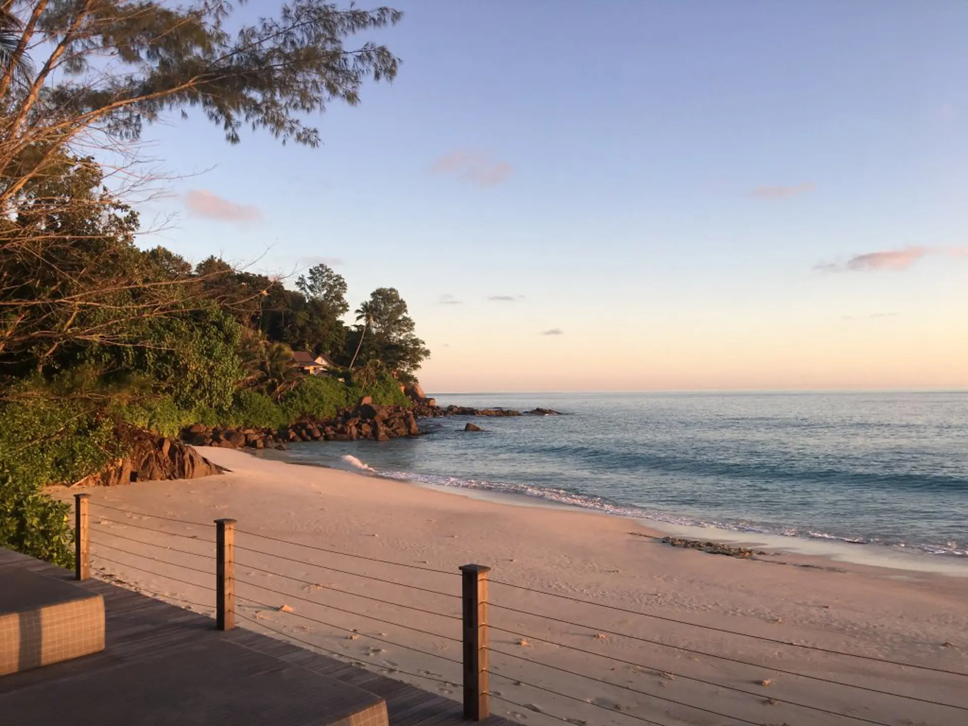 Carana Beach Hotel (2)