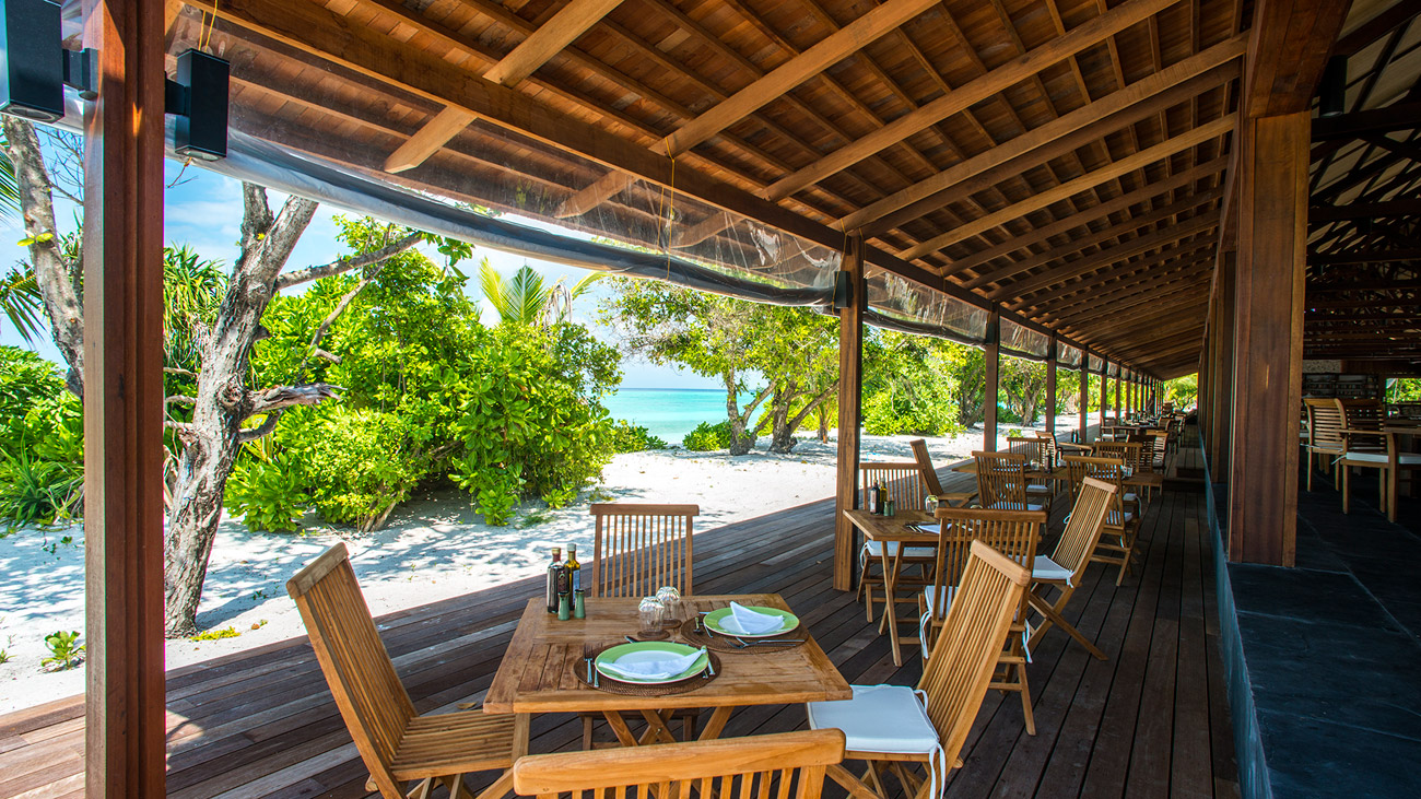 Maldives The Barefoot 1106