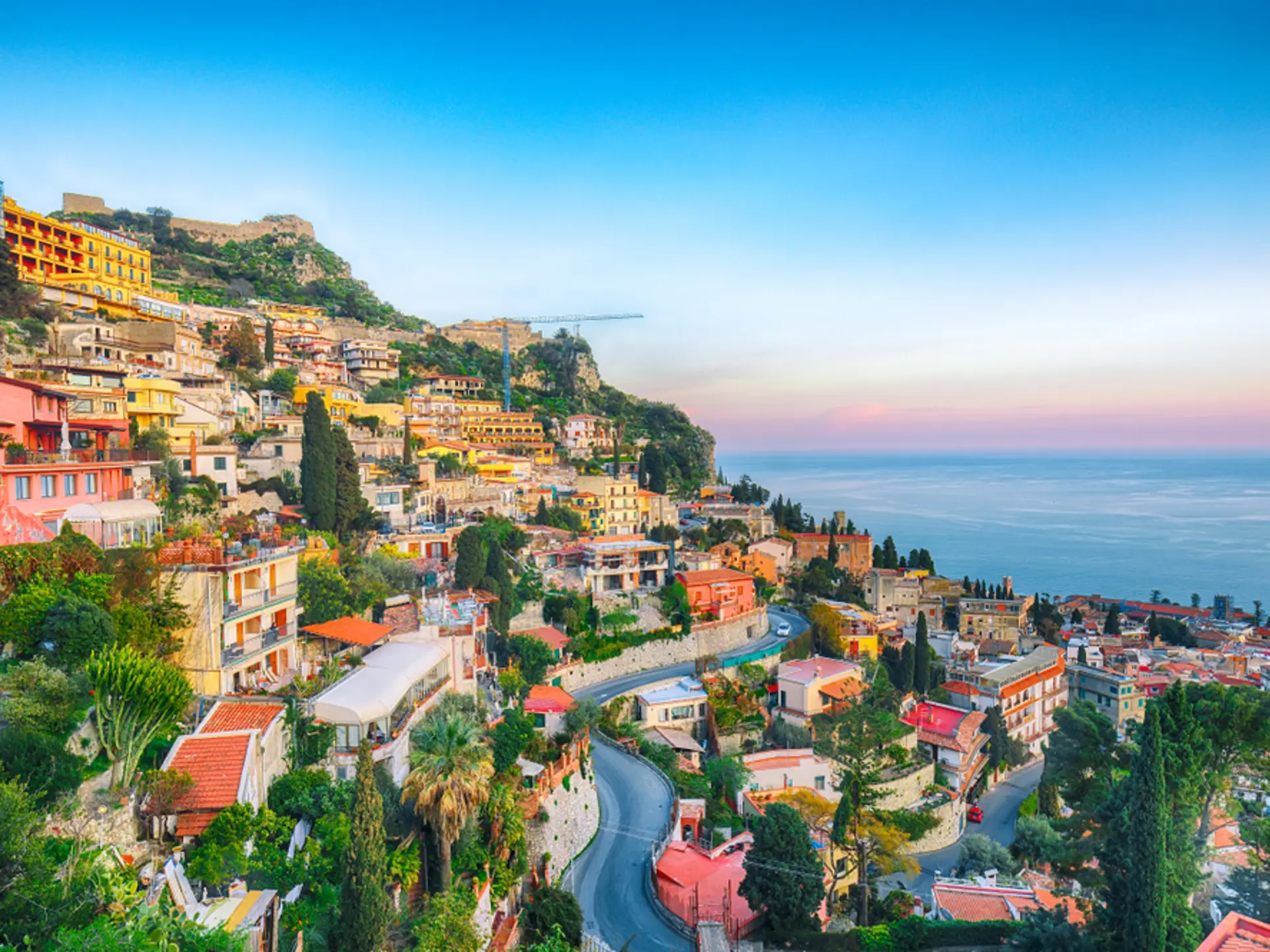 Shutterstock 1383266579