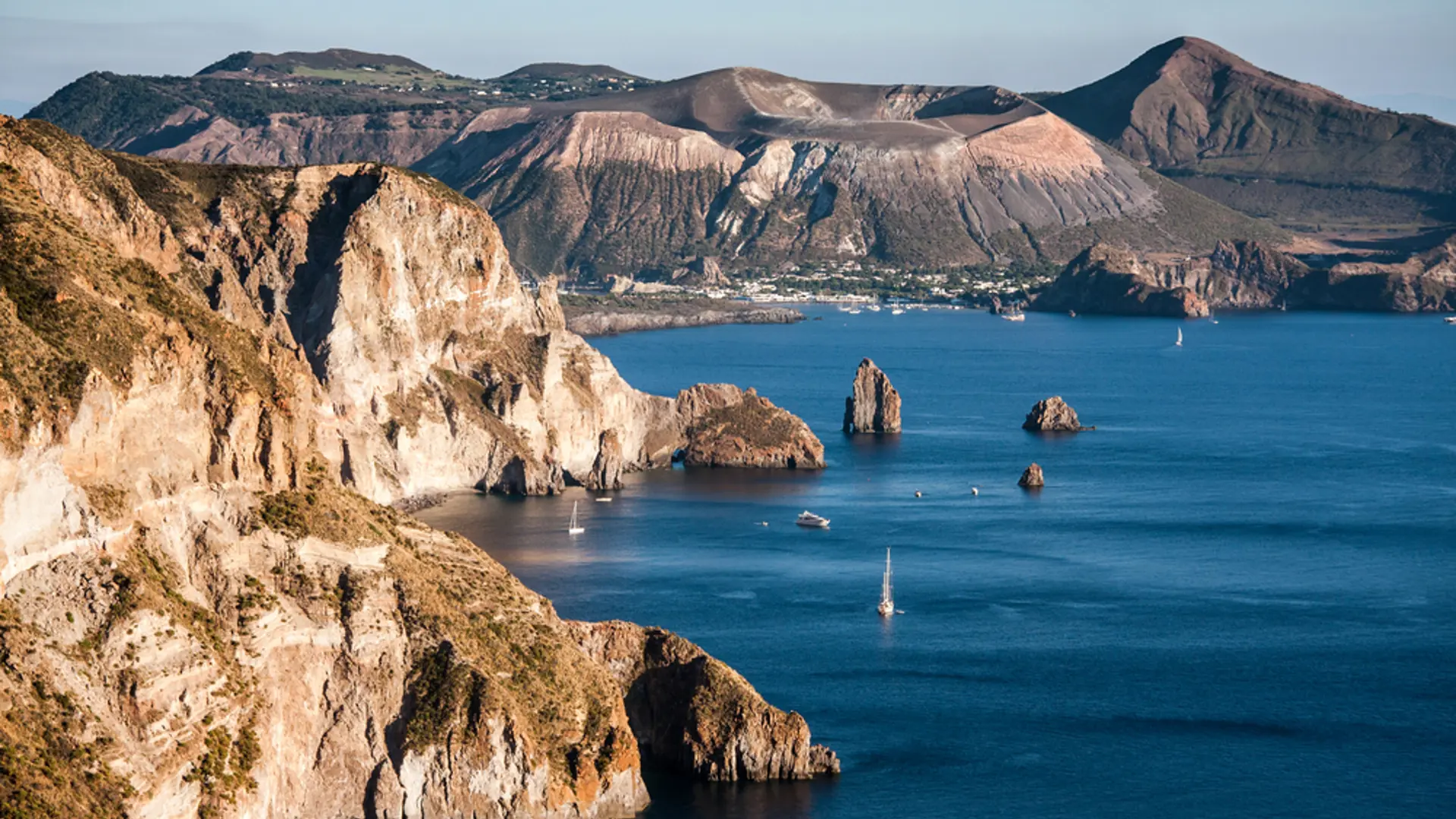 Shutterstock 167279855