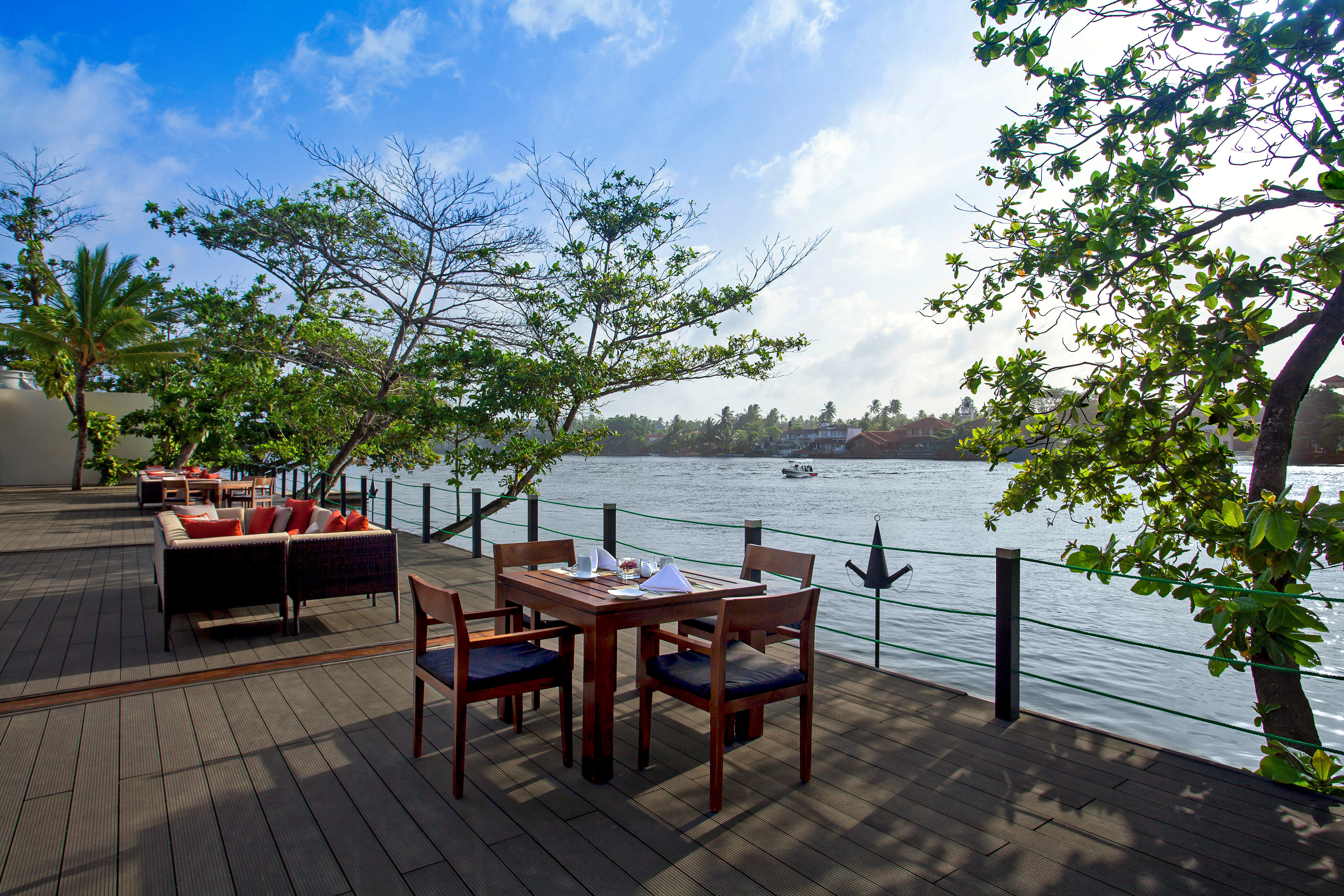 NH Bentota Ceysands Resort Restaurant Cafe Bem Deck