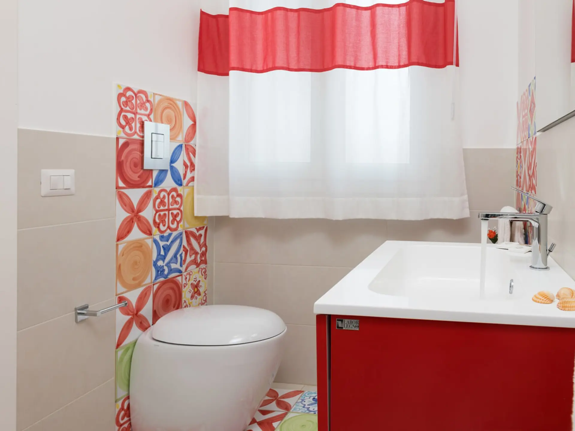 5D1b6855b994137280397daf Foto 4