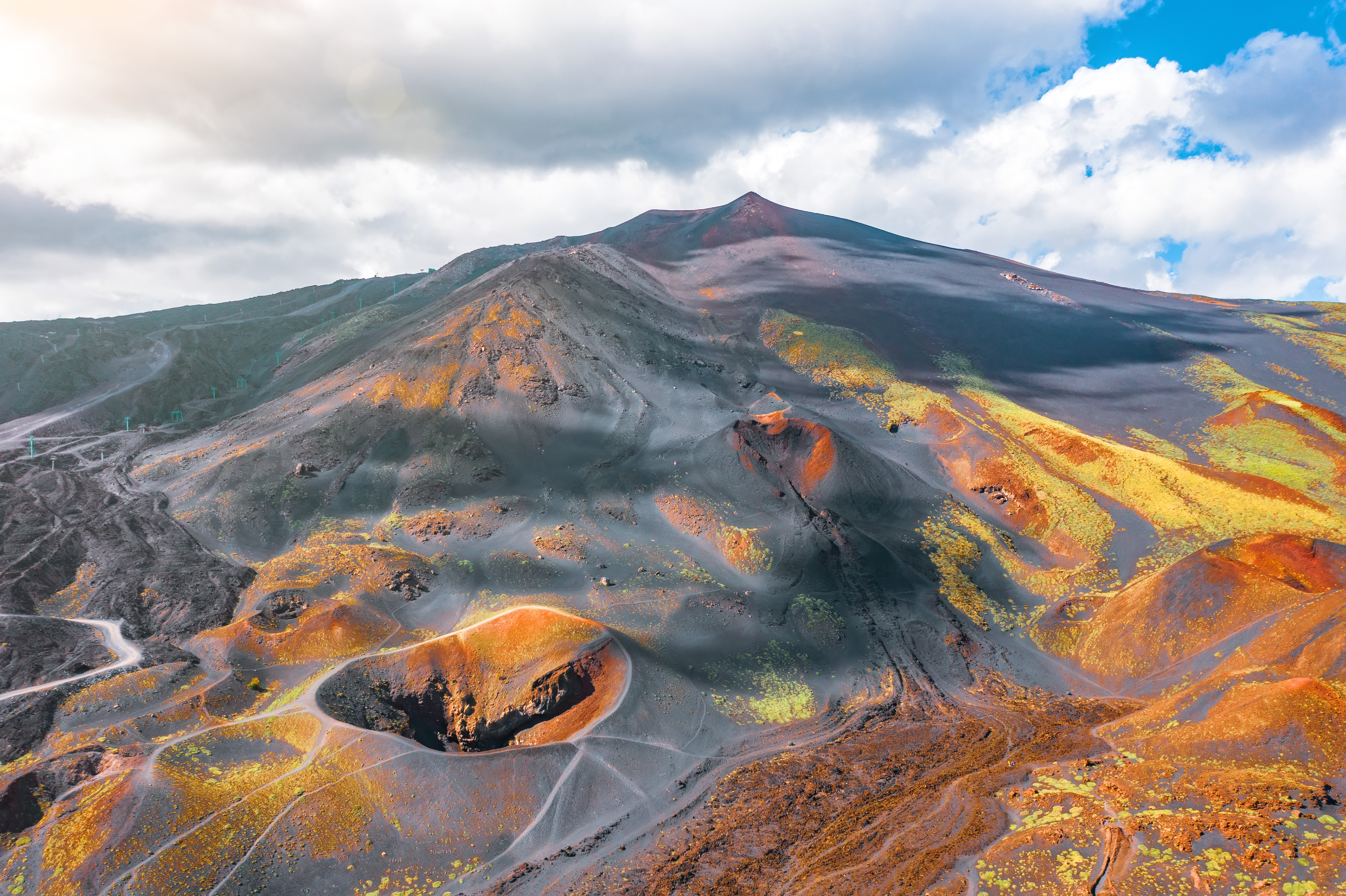 En guidad vandring på Etna är en unik naturupplevelse