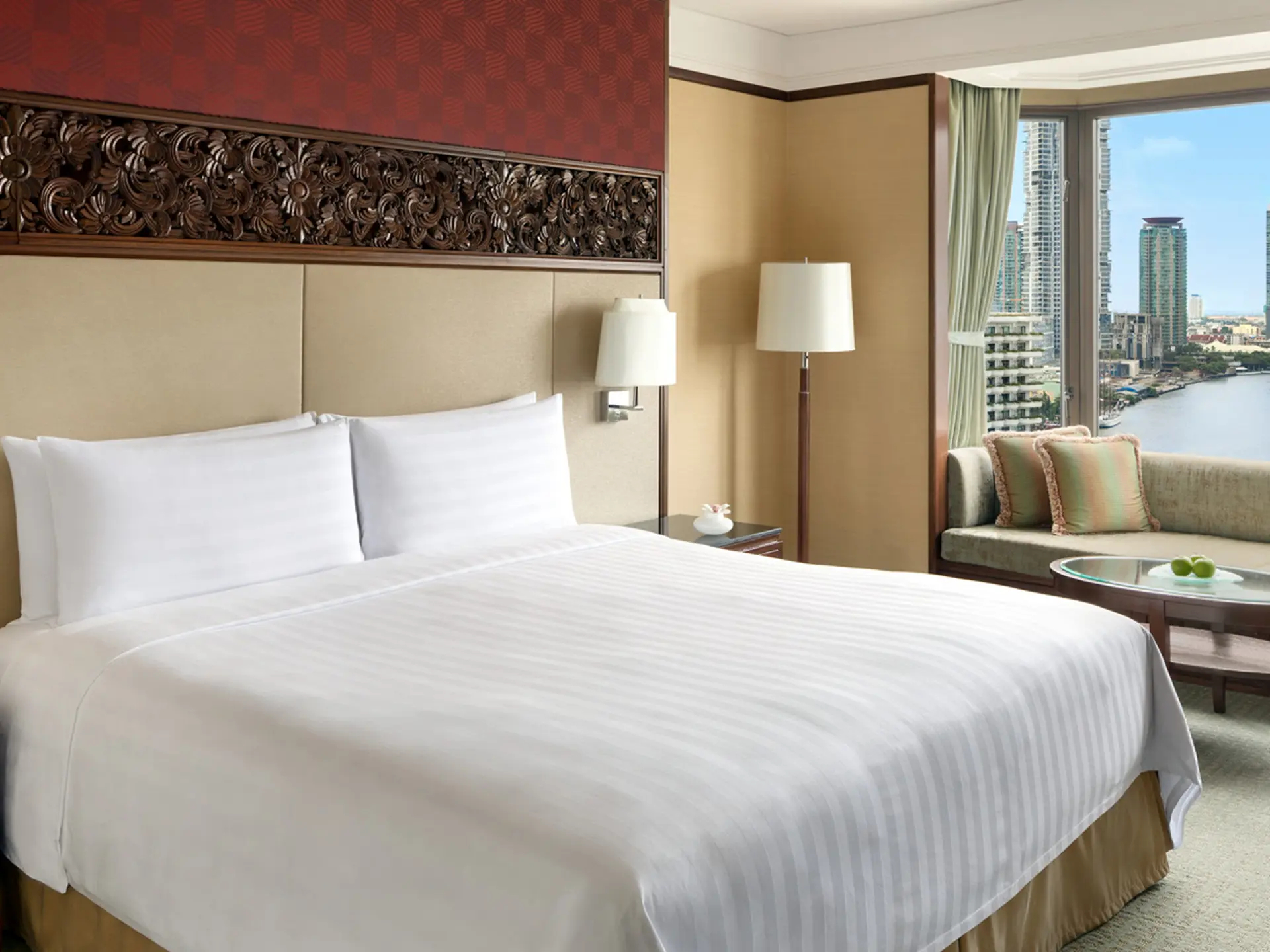 Shangri La Hotel Bangkok Deluxe River View King 1323659 Copy