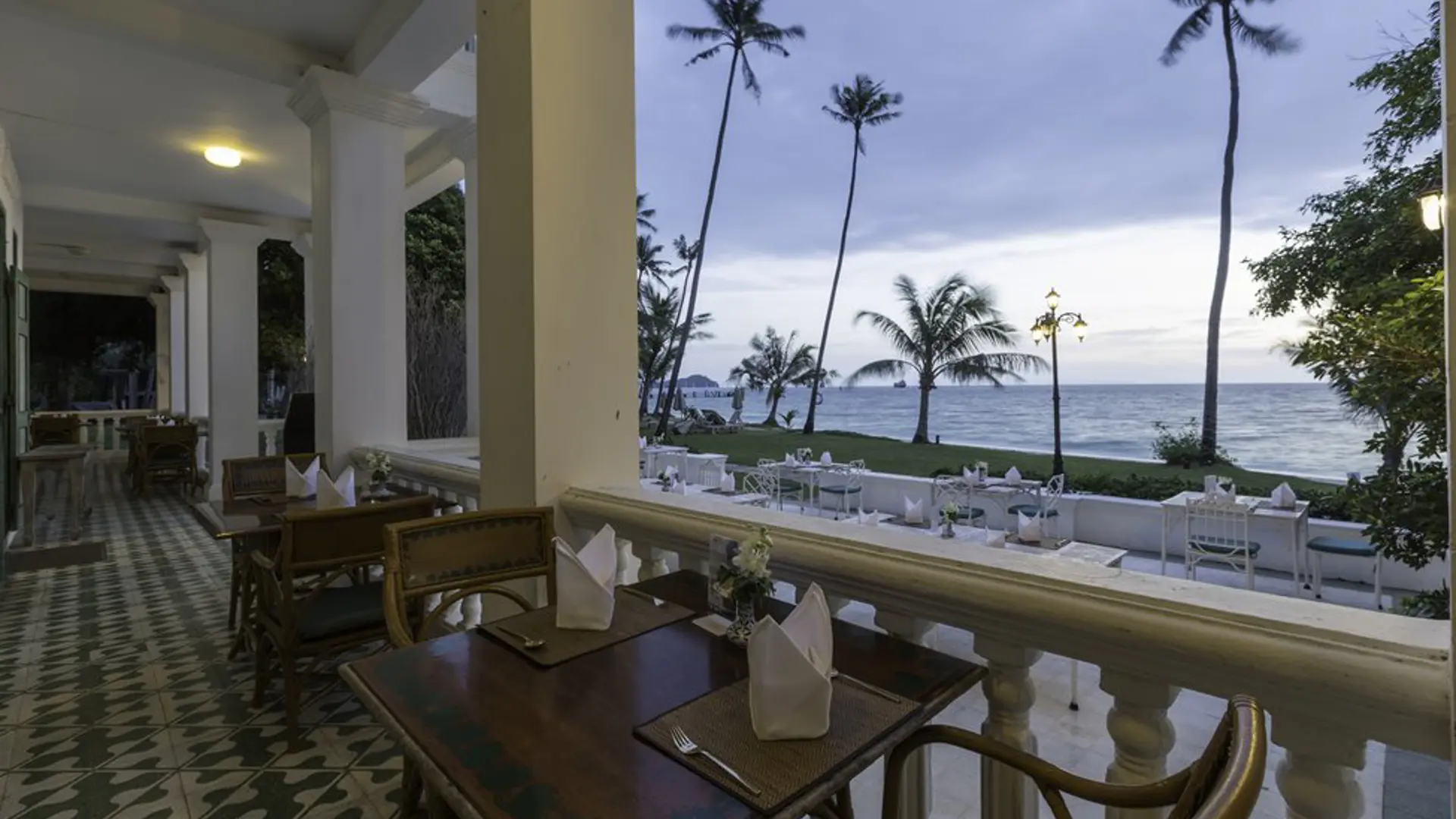 Cape Panwa Hotel Panwa House 03