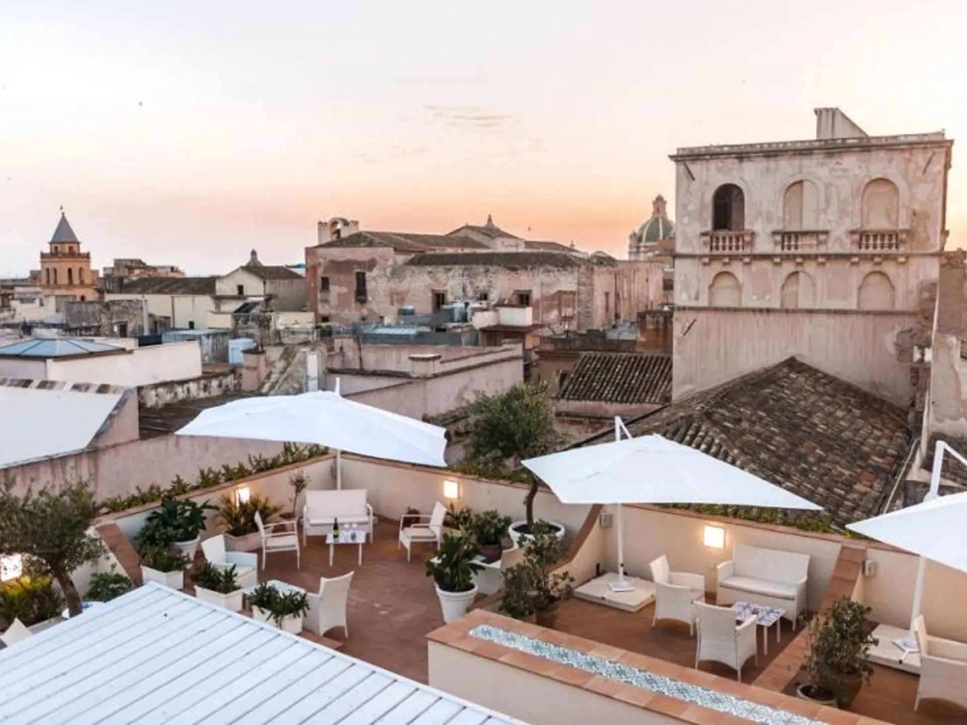 Rooftop Lounge Bar Terrazza 9