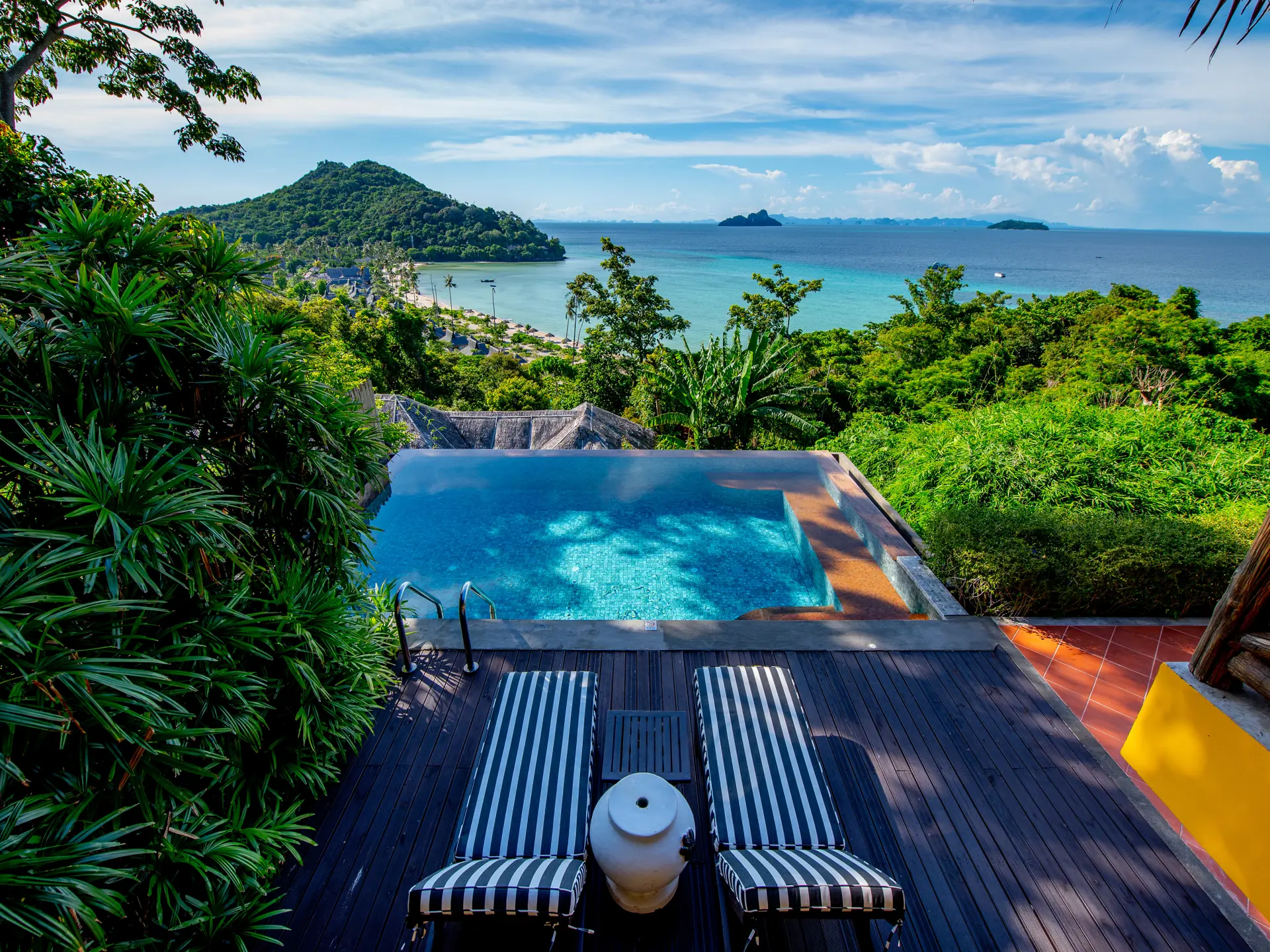 05. Oceanview Hillside Pool Villa