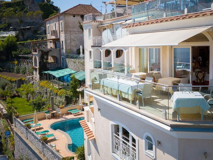 Hotel Bonadies i Ravello ligger på en sluttning med en fantastisk utsikt