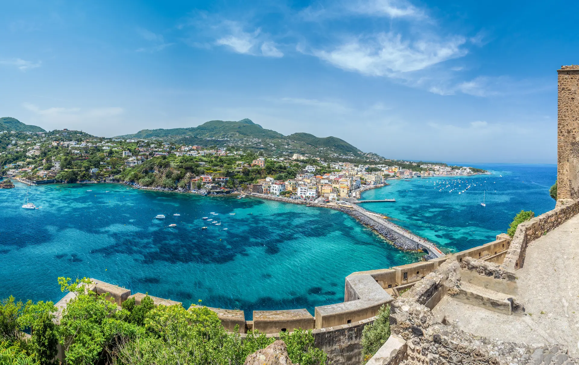 Shutterstock 2034177095