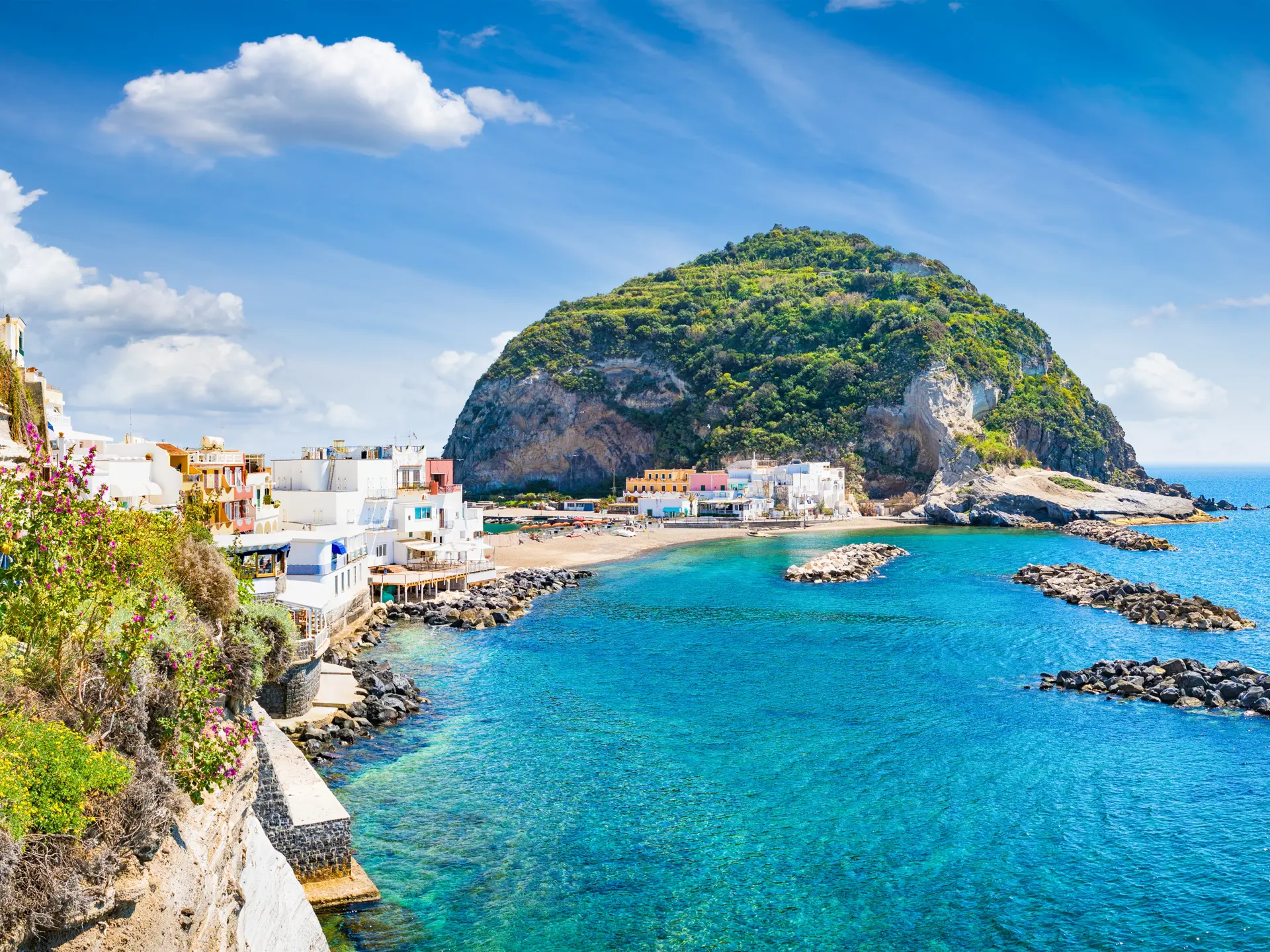 Ta en tur till grannstaden Sant'Angelo