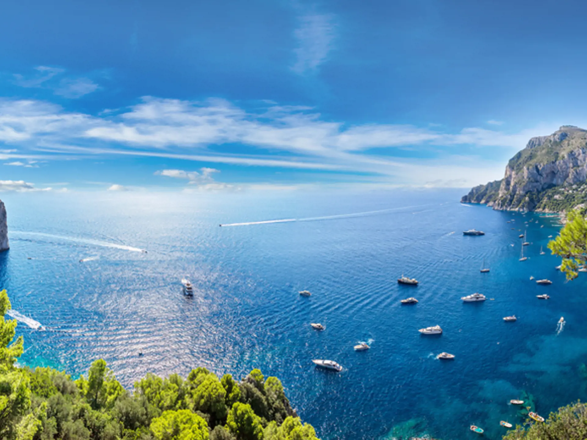 På denna resa kommer du att uppleva ön Capri