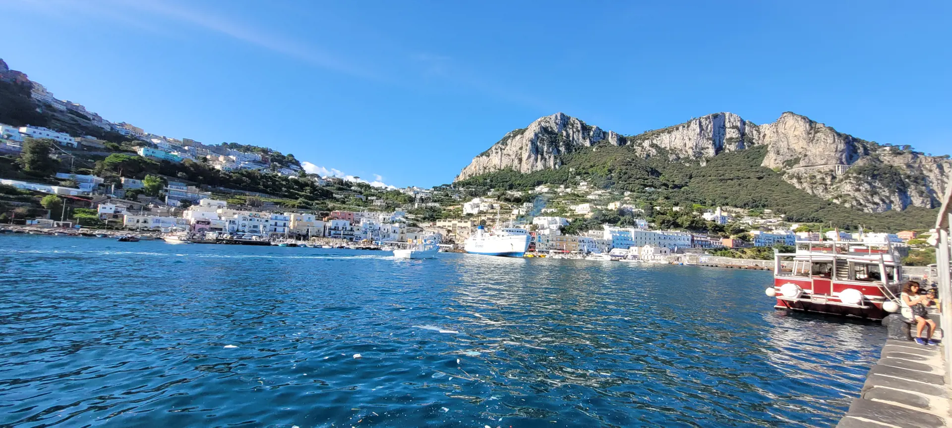 Du seglar från Amalfikusten till Capri