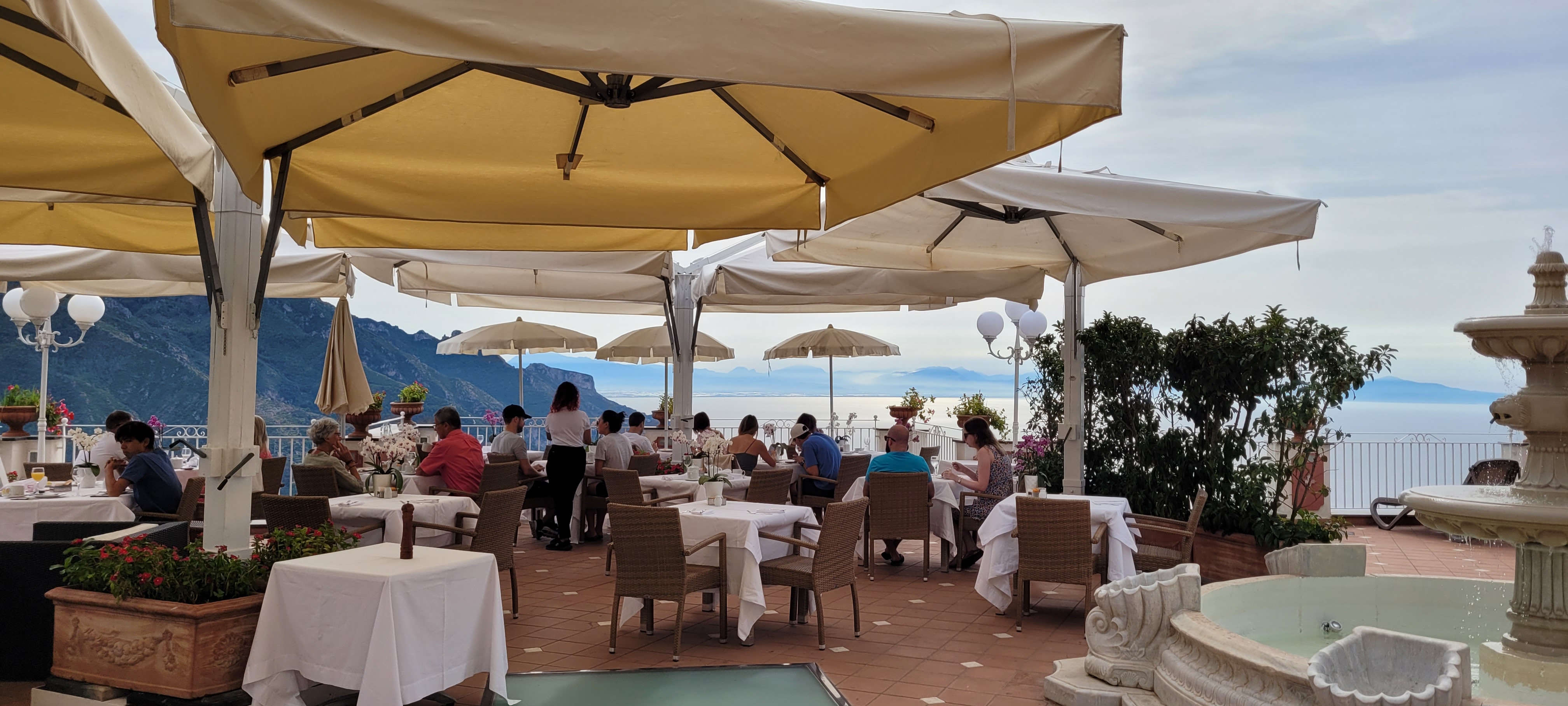 De har en riktigt bra restaurang på Hotel Villa Fraulo