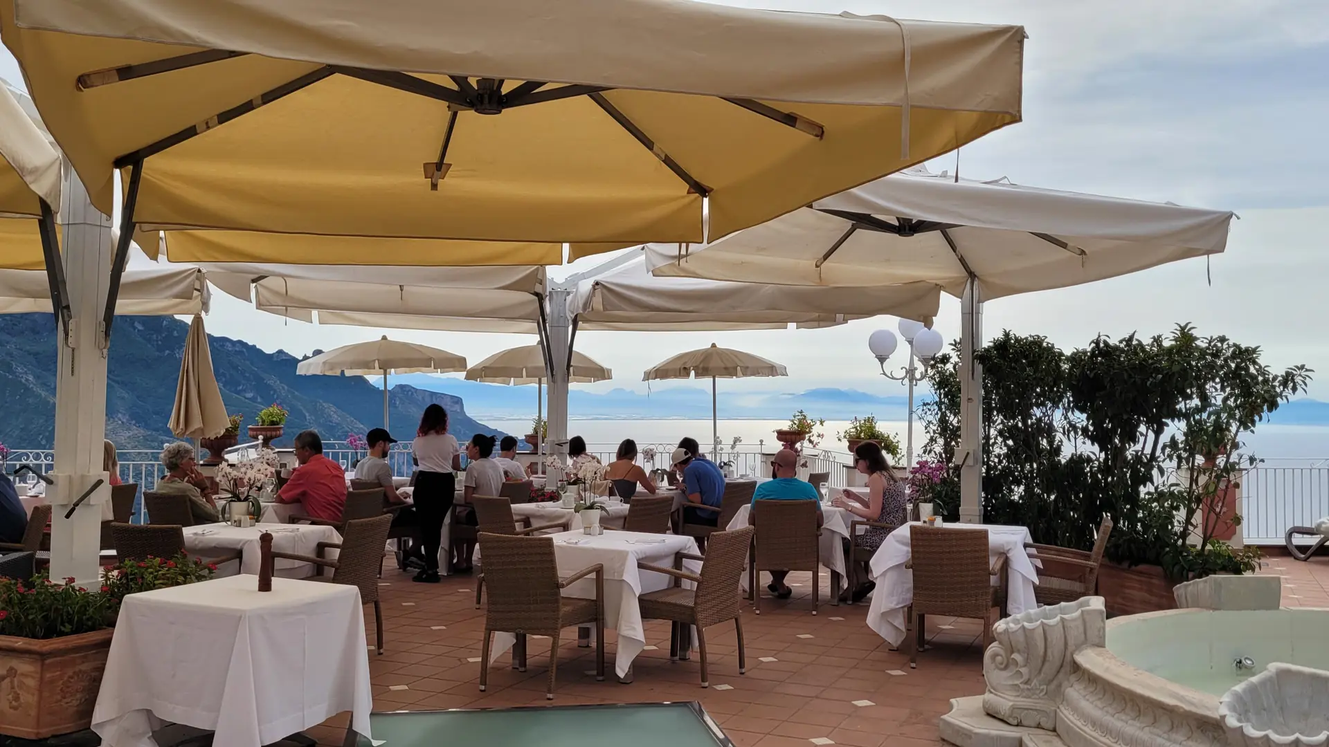 De har en riktigt bra restaurang på Hotel Villa Fraulo
