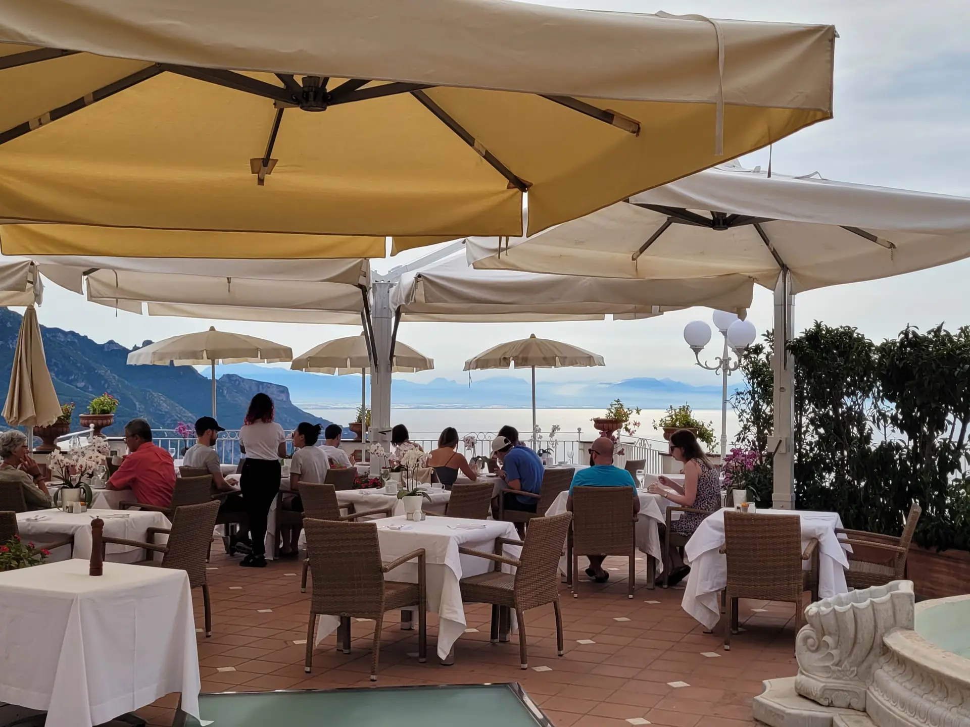 De har en riktigt bra restaurang på Hotel Villa Fraulo