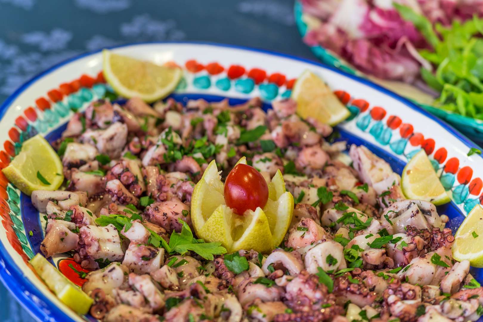 Bläckfisksalladen var magisk – och en av cirka 25 förrätter till kvällens middag