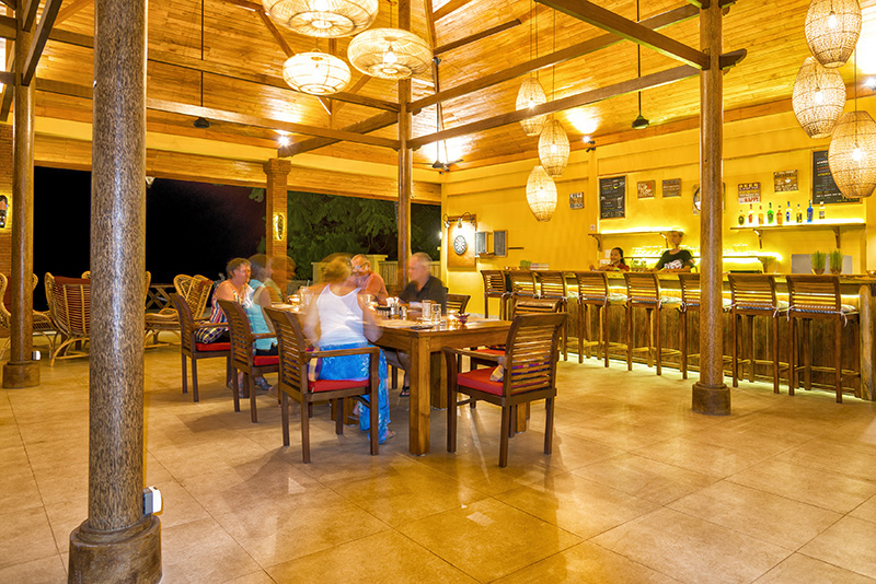 Abwonderdive Restaurant03