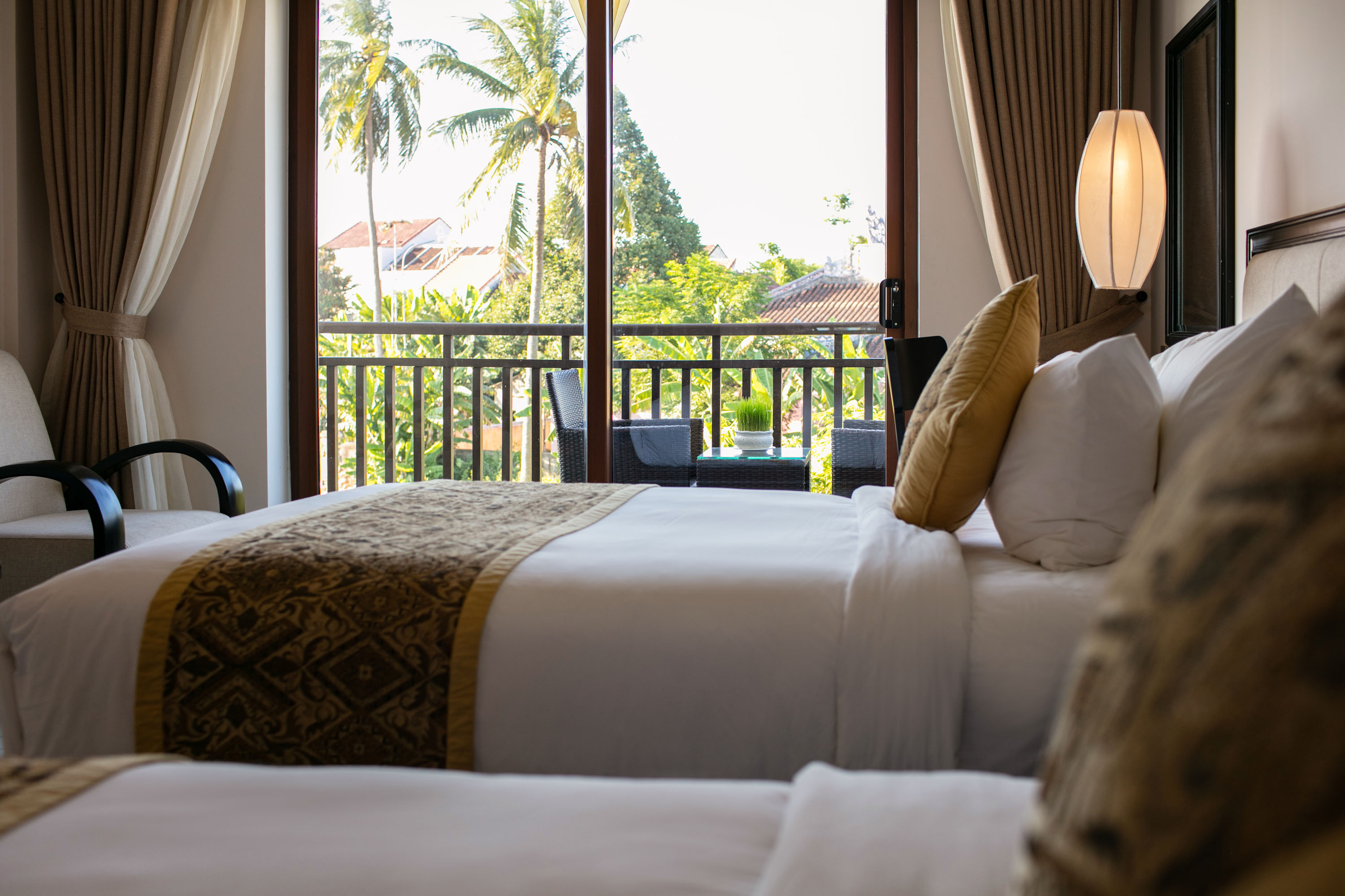 Premium Deluxe Balcony Silk Villa P 211 5