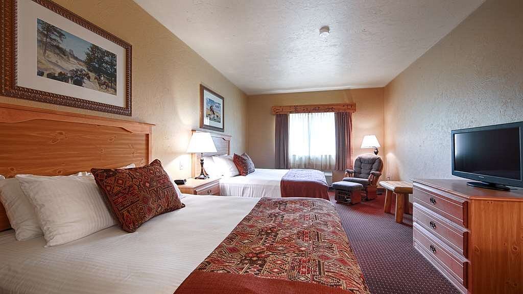 Best Western Devils Tower Inn Two Queen Beds