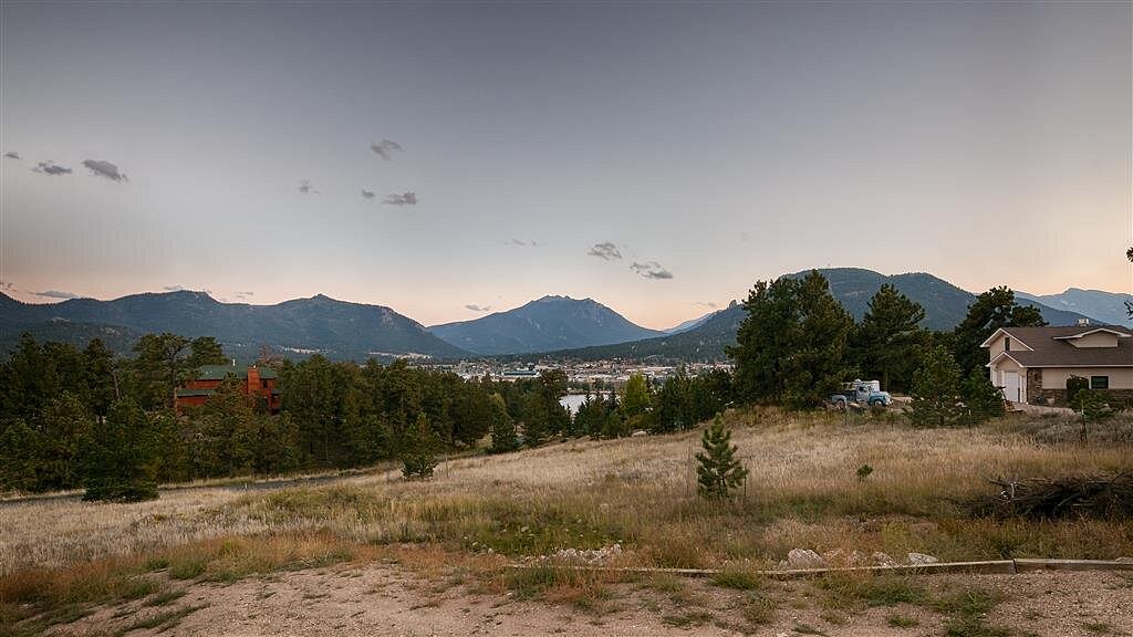 Best Western Plus Silver Saddle Inn 4