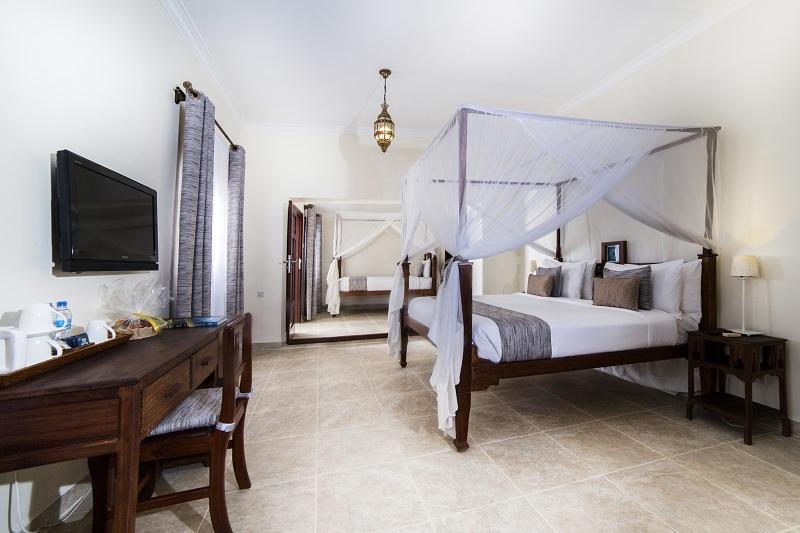 878 20181020014011 0564632001539999611 250 Family Room (1)