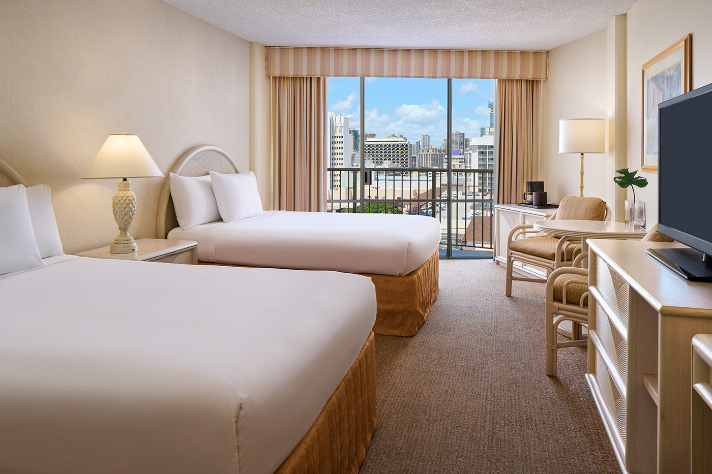 Ohana Waikiki East Standard 2 Double Beds 2 (1)