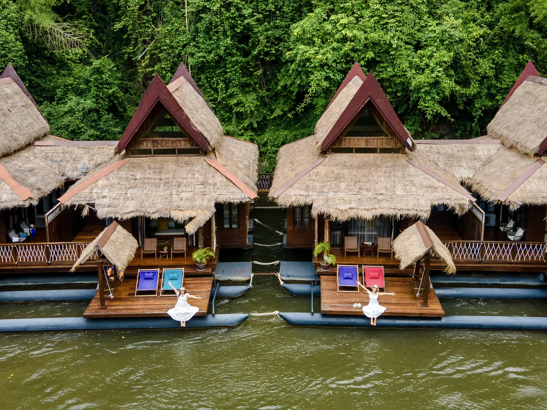 77Floathouse Kanchanaburi Hotel