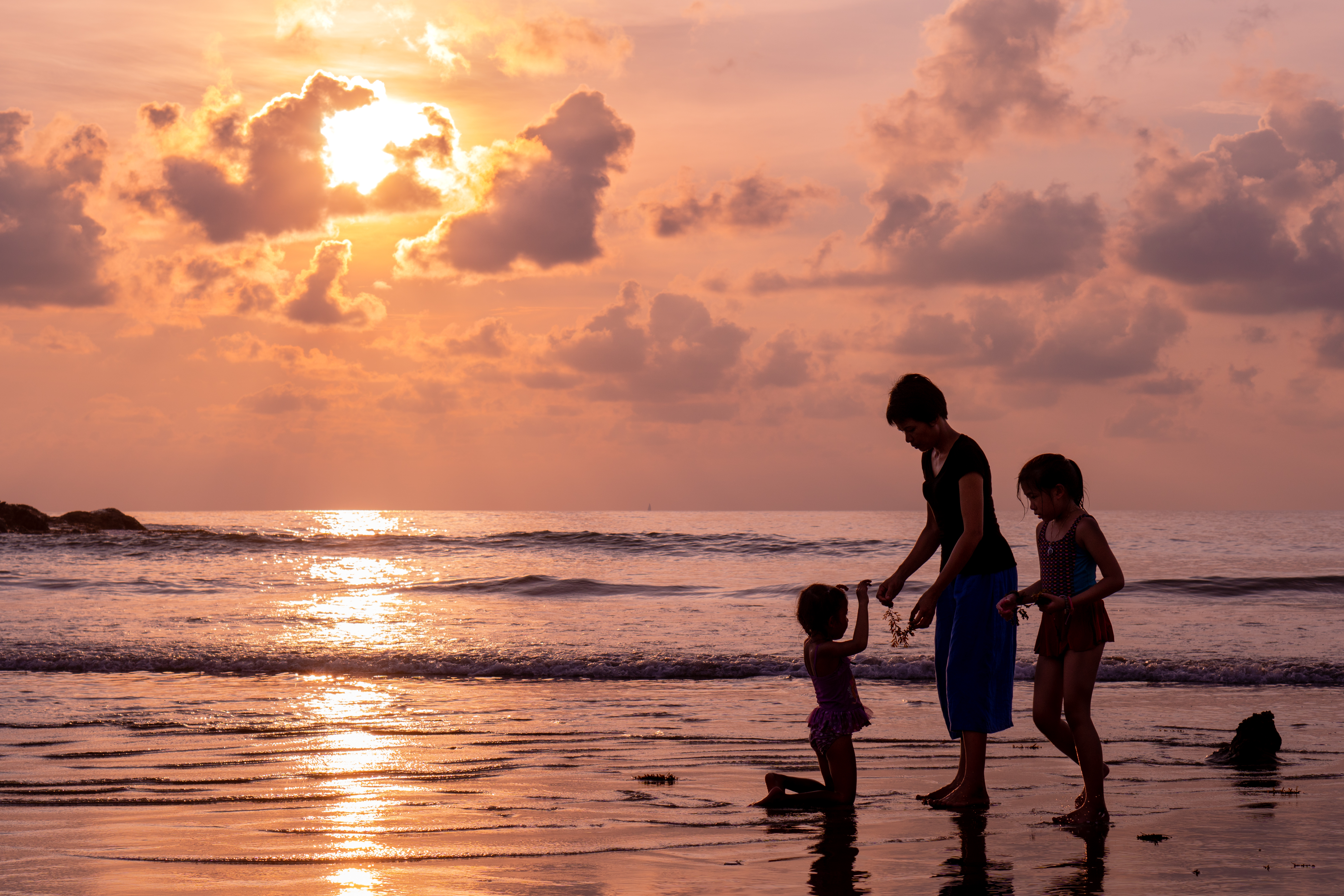Khao Lak Familie Ferie Shutterstock 1563453619