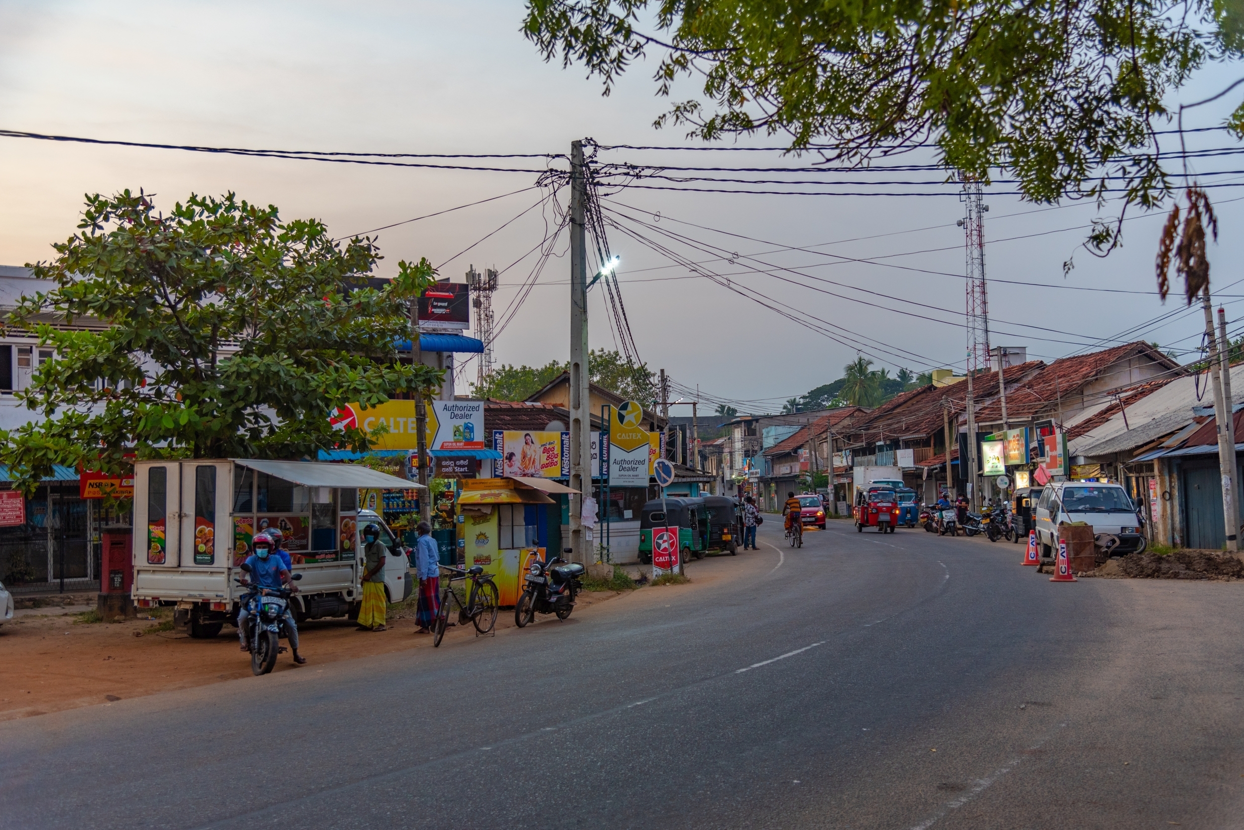 Shutterstock 2349314029 Tissamaharama, Sri Lanka, January 24, 2022 View Of A Busy Street In Tissamaharama, Sri Lanka.