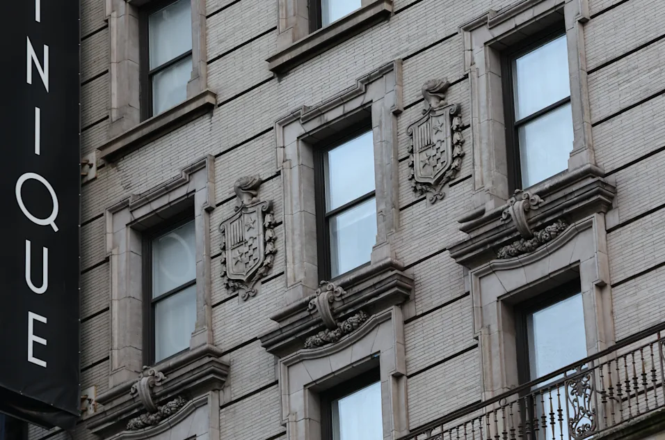 Martinique New York On Broadway Bid Af Facade