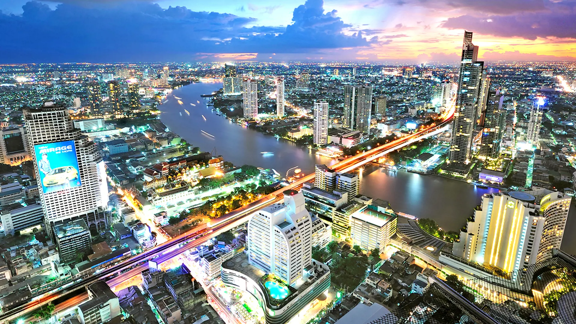 Centre Point Silom - Luftfoto
